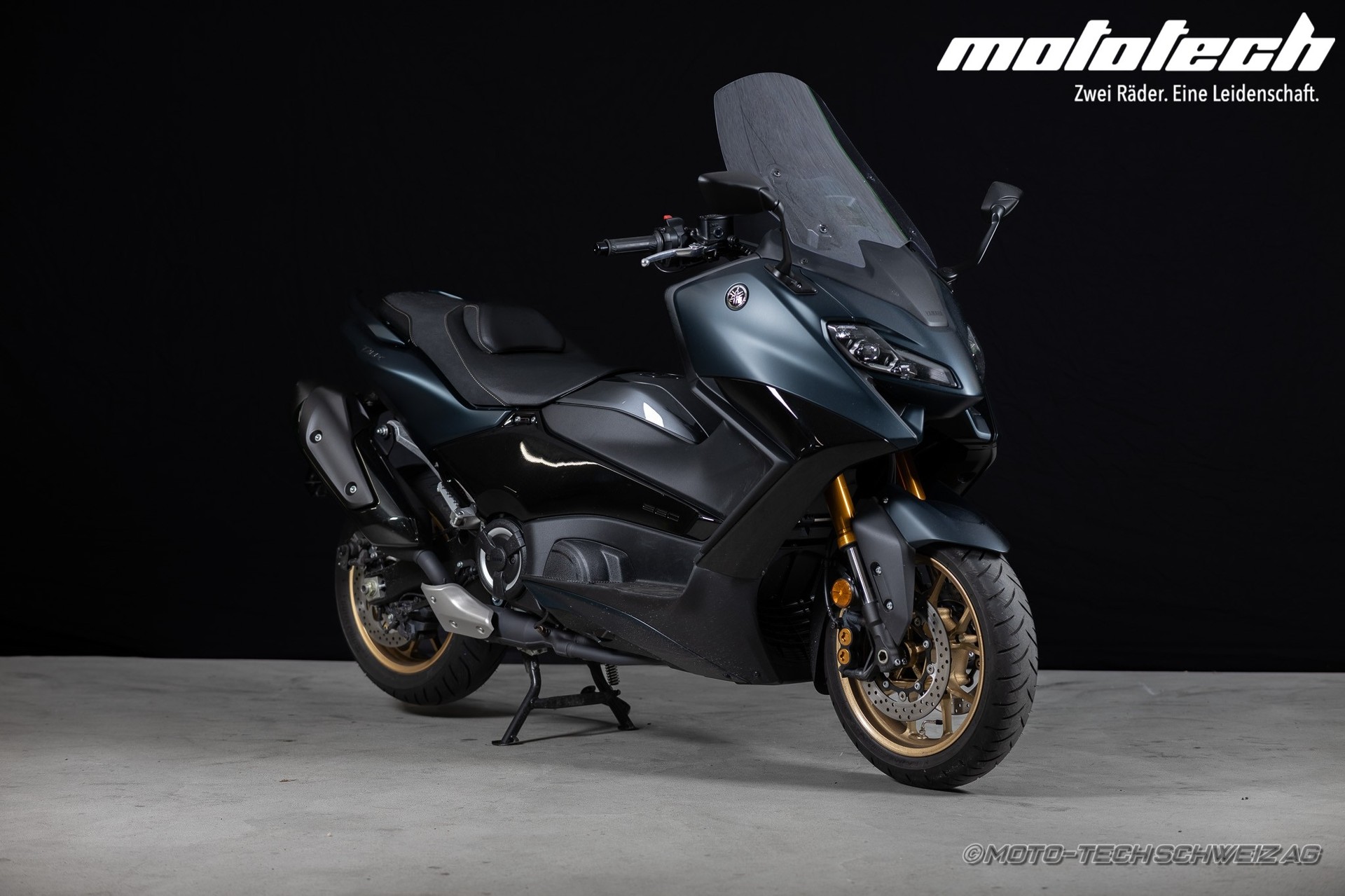 YAMAHA T-MAX Tech-Max XP 560