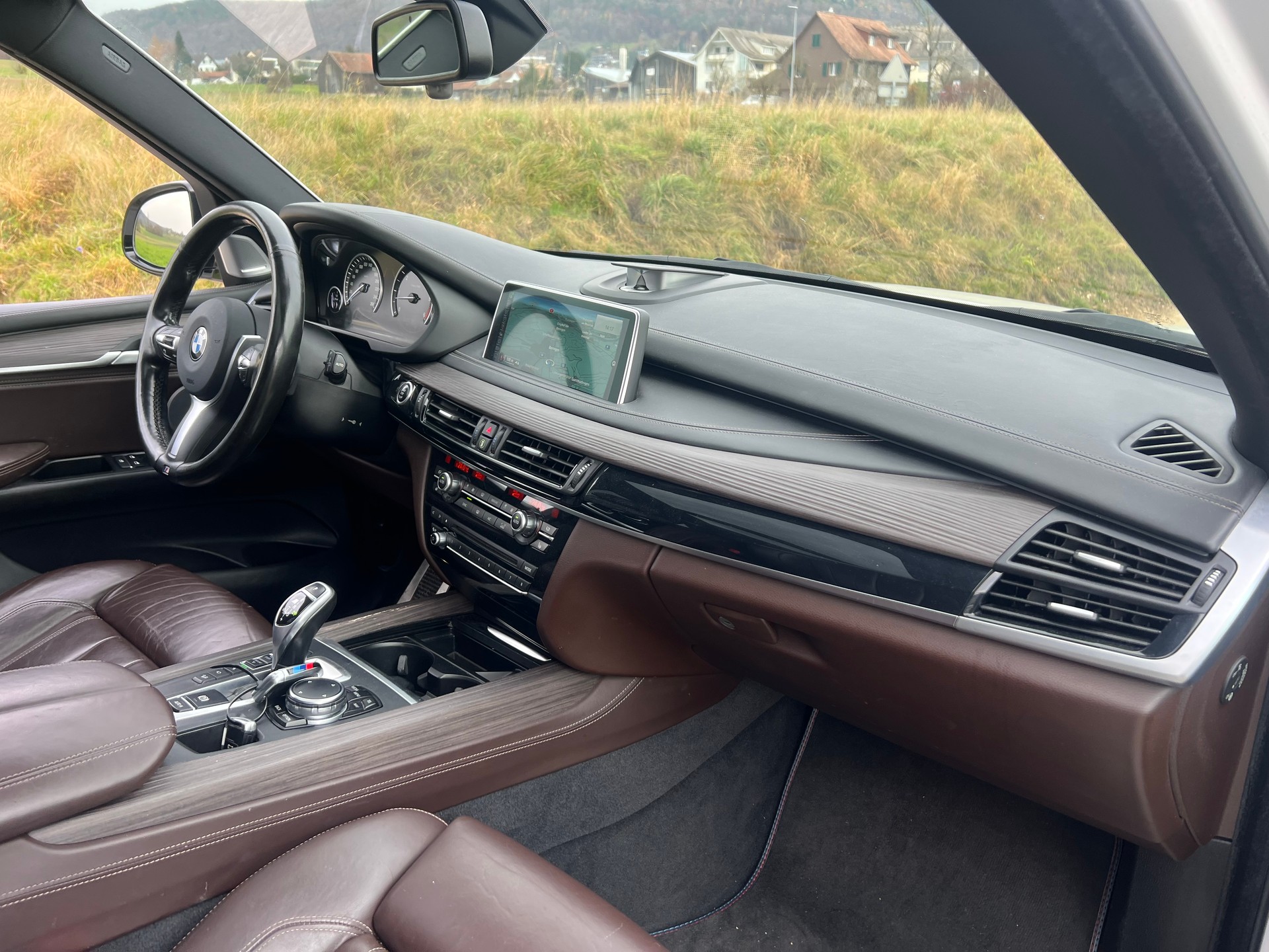 BMW X5 xDrive M50d Steptronic-image-9