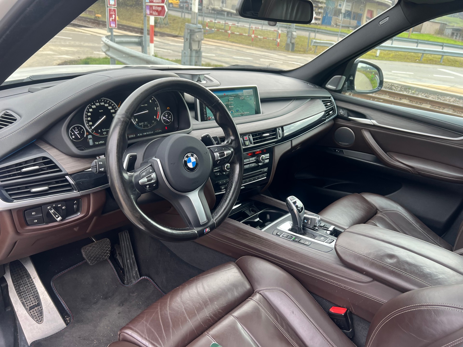 BMW X5 xDrive M50d Steptronic-image-8