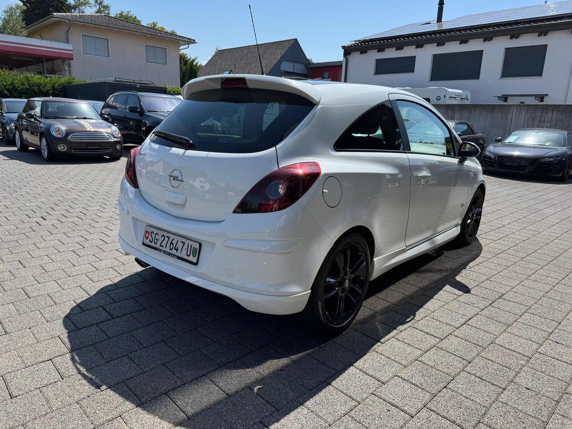 OPEL Corsa 1.4 TP Enjoy-image-2