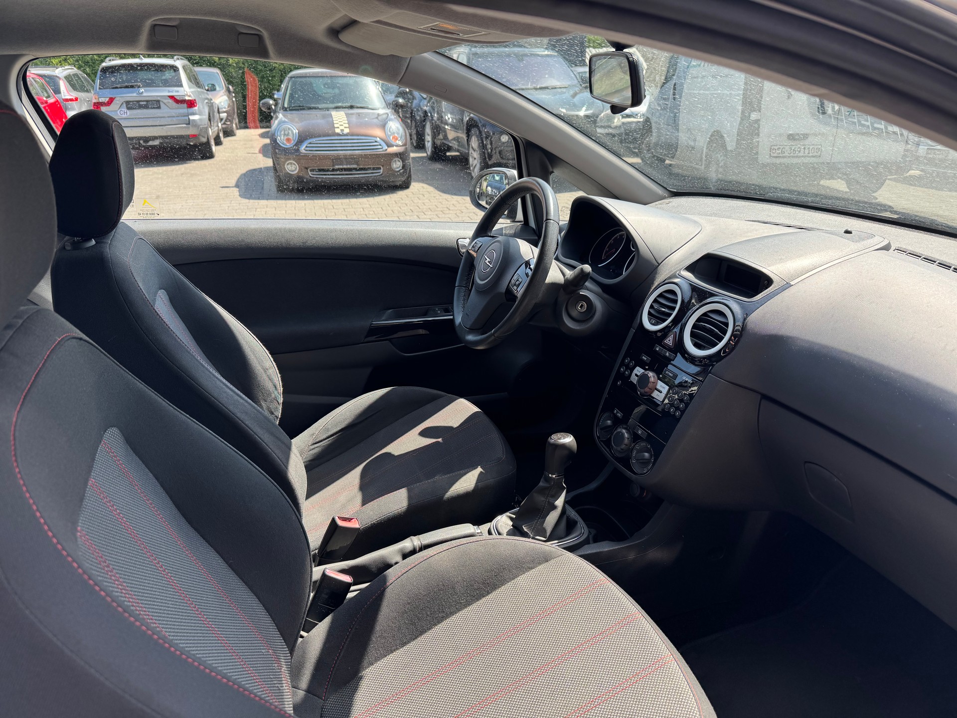 OPEL Corsa 1.4 TP Enjoy-image-4