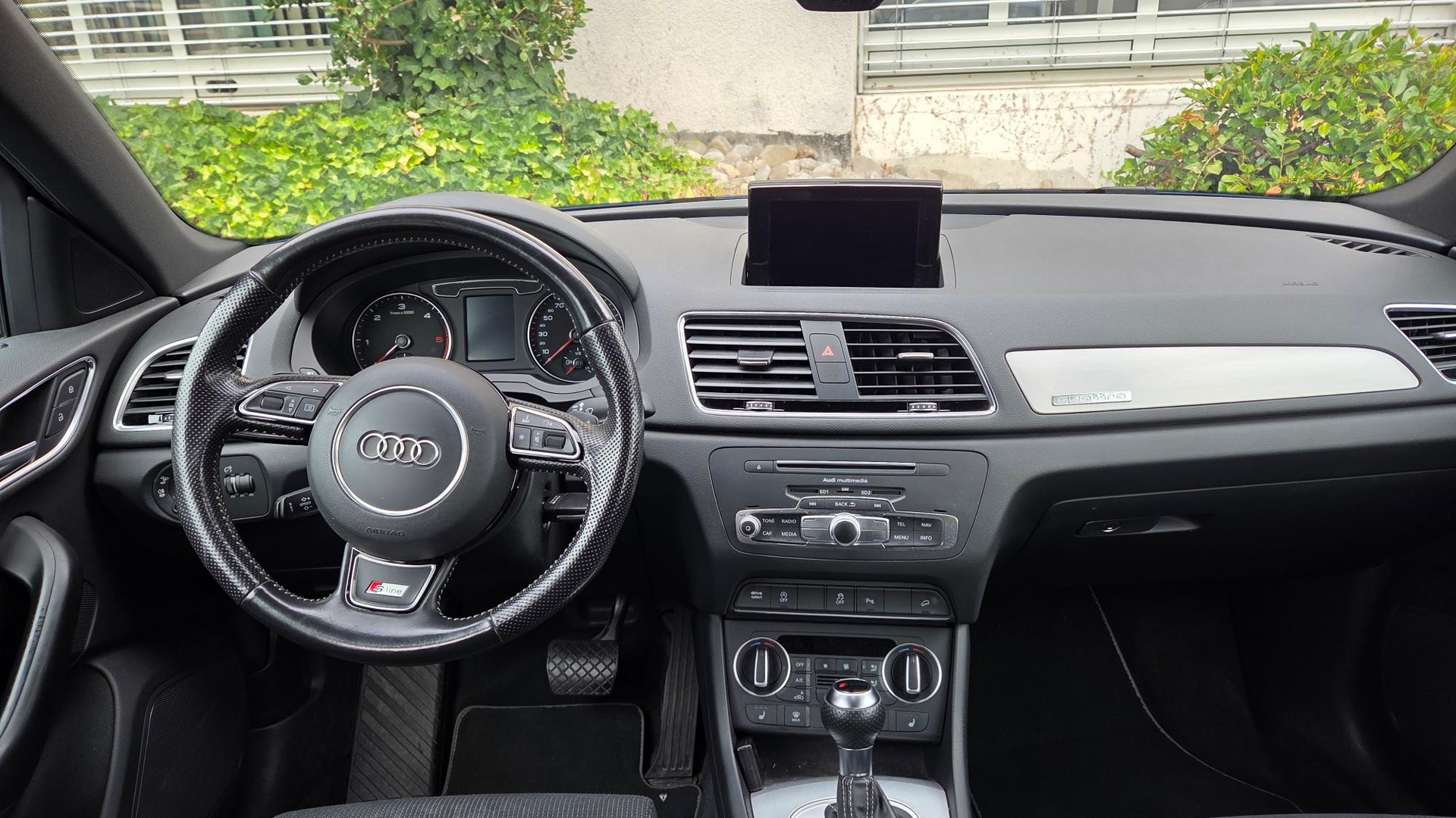 AUDI 2.0 TDI 150 quattro S-Tronic-image-3