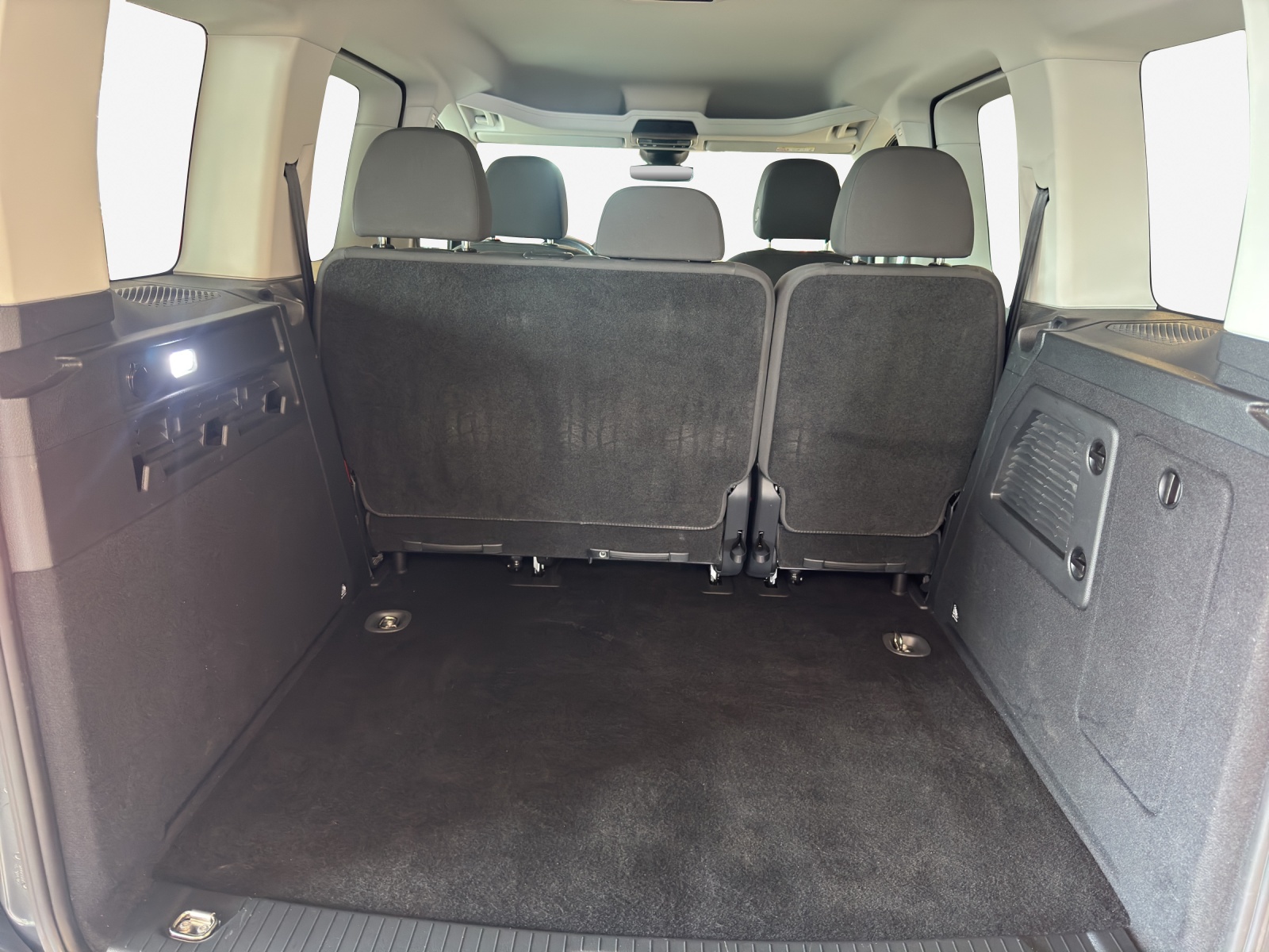 VW Caddy 1.5 TSI Plug in Hybrid Liberty DSG-image-8