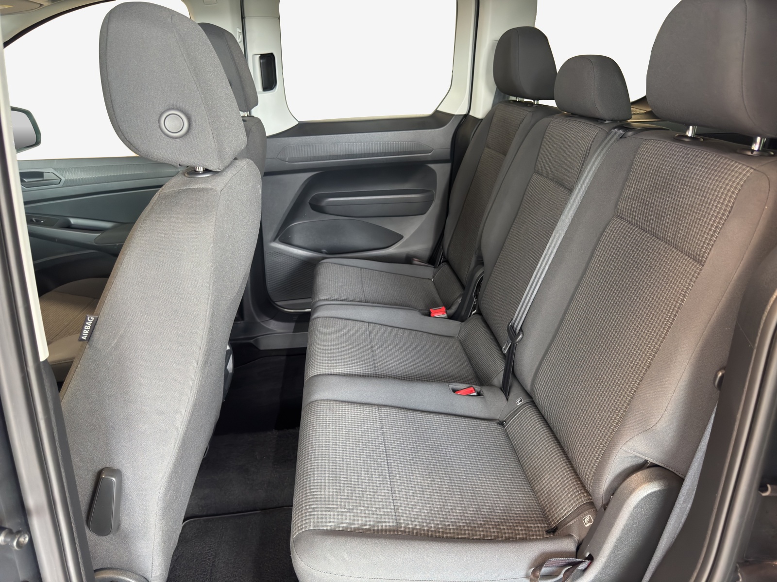 VW Caddy 1.5 TSI Plug in Hybrid Liberty DSG-image-7