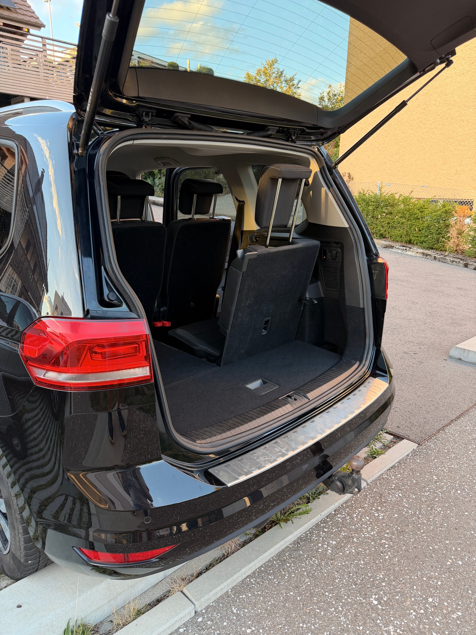 VW Active-image-4