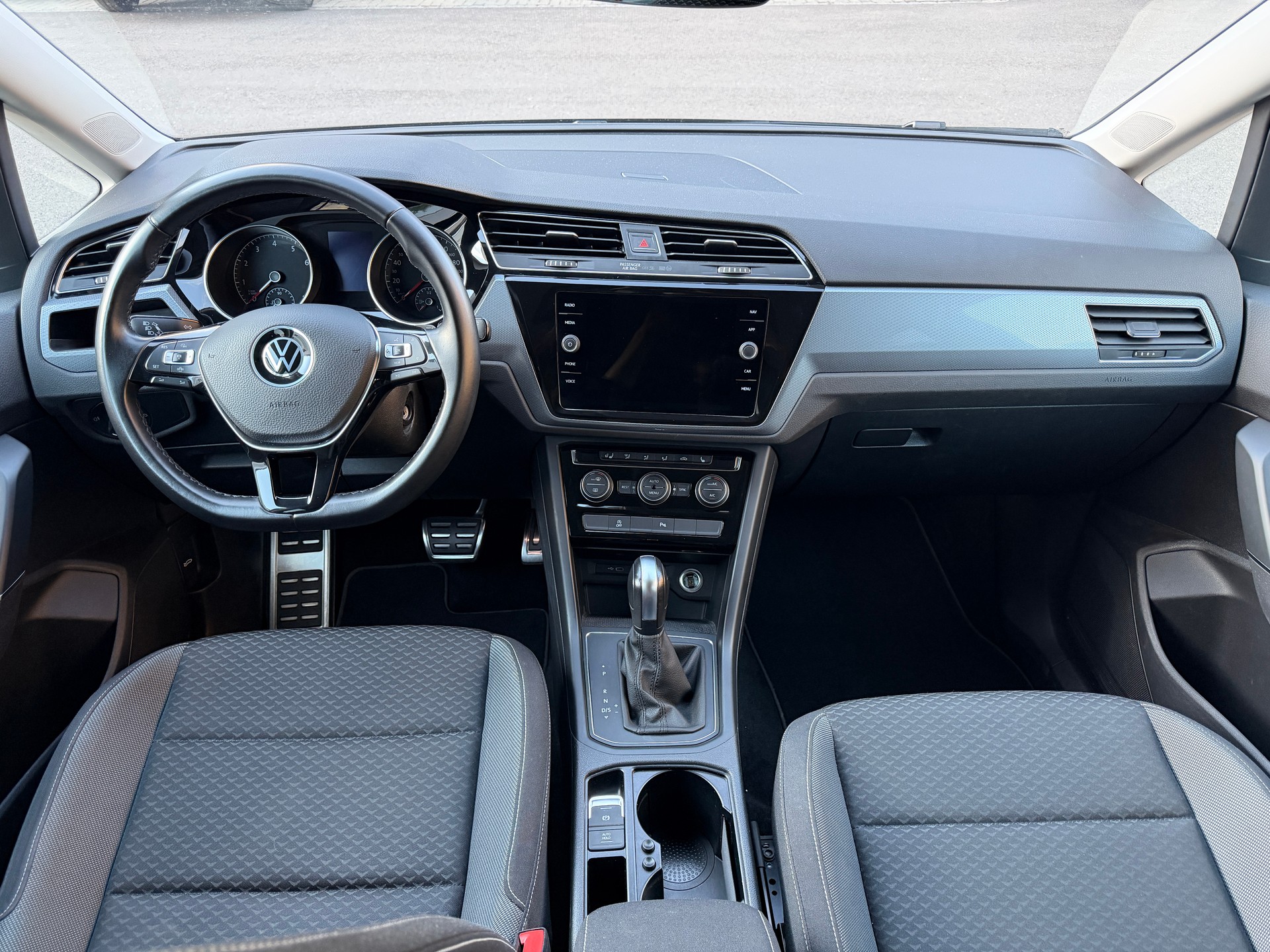 VW Active-image-2