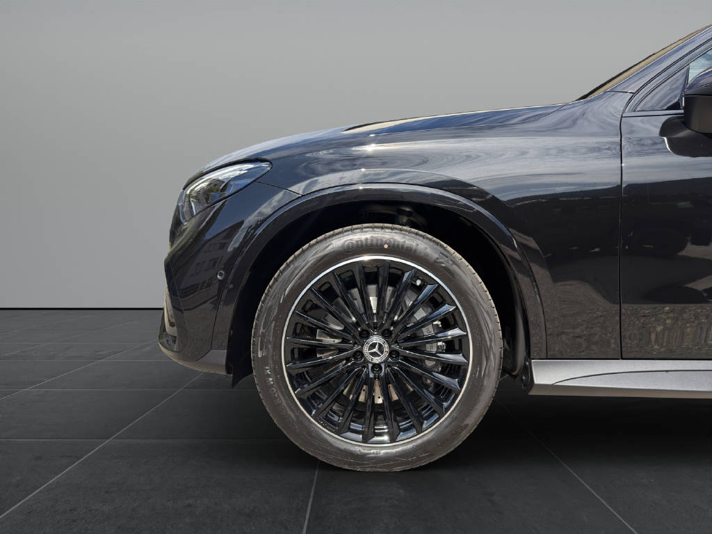 MERCEDES-BENZ GLC 220 d AMG Line 4matic-image-15