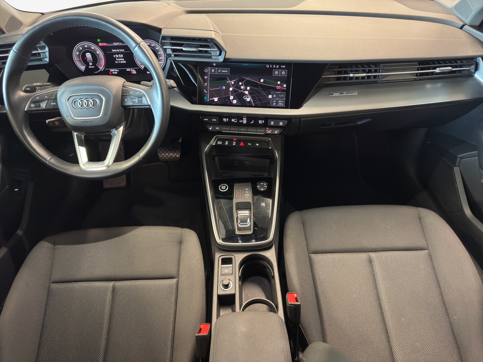 AUDI A3 Sportback 35 TFSI advanced Attraction S-tronic-image-8