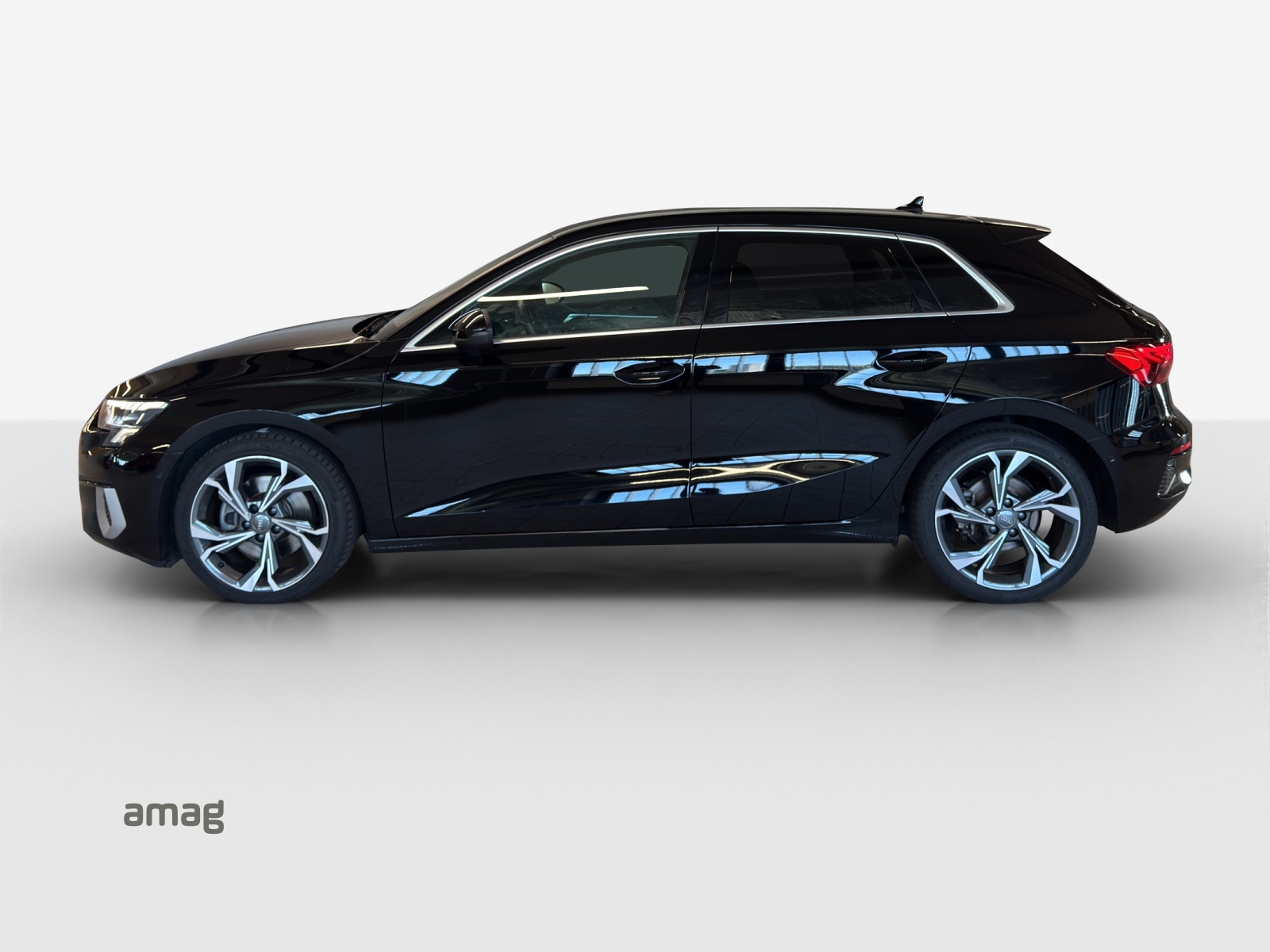 AUDI A3 Sportback 35 TFSI advanced Attraction S-tronic-image-1