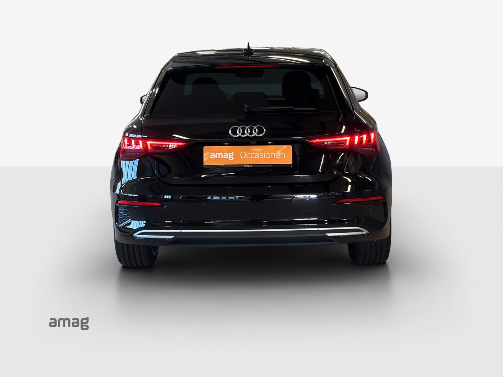 AUDI A3 Sportback 35 TFSI advanced Attraction S-tronic-image-3