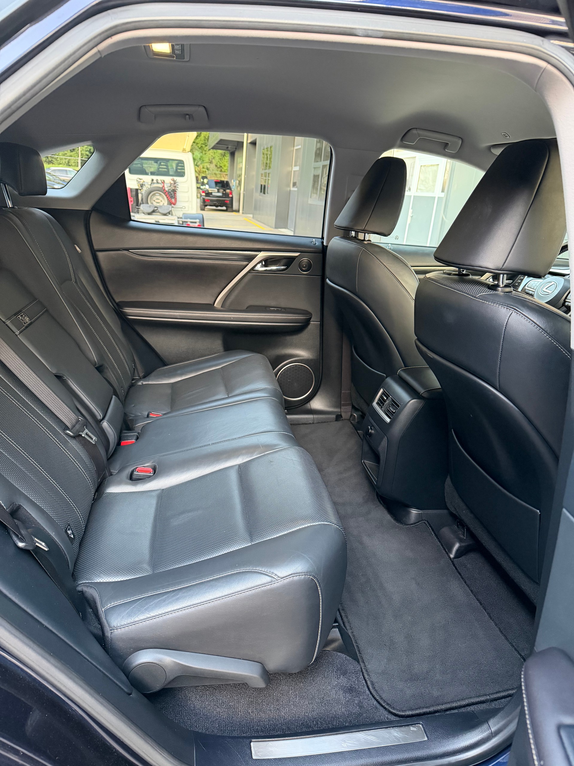 LEXUS RX 450h impression AWD CVT-image-8