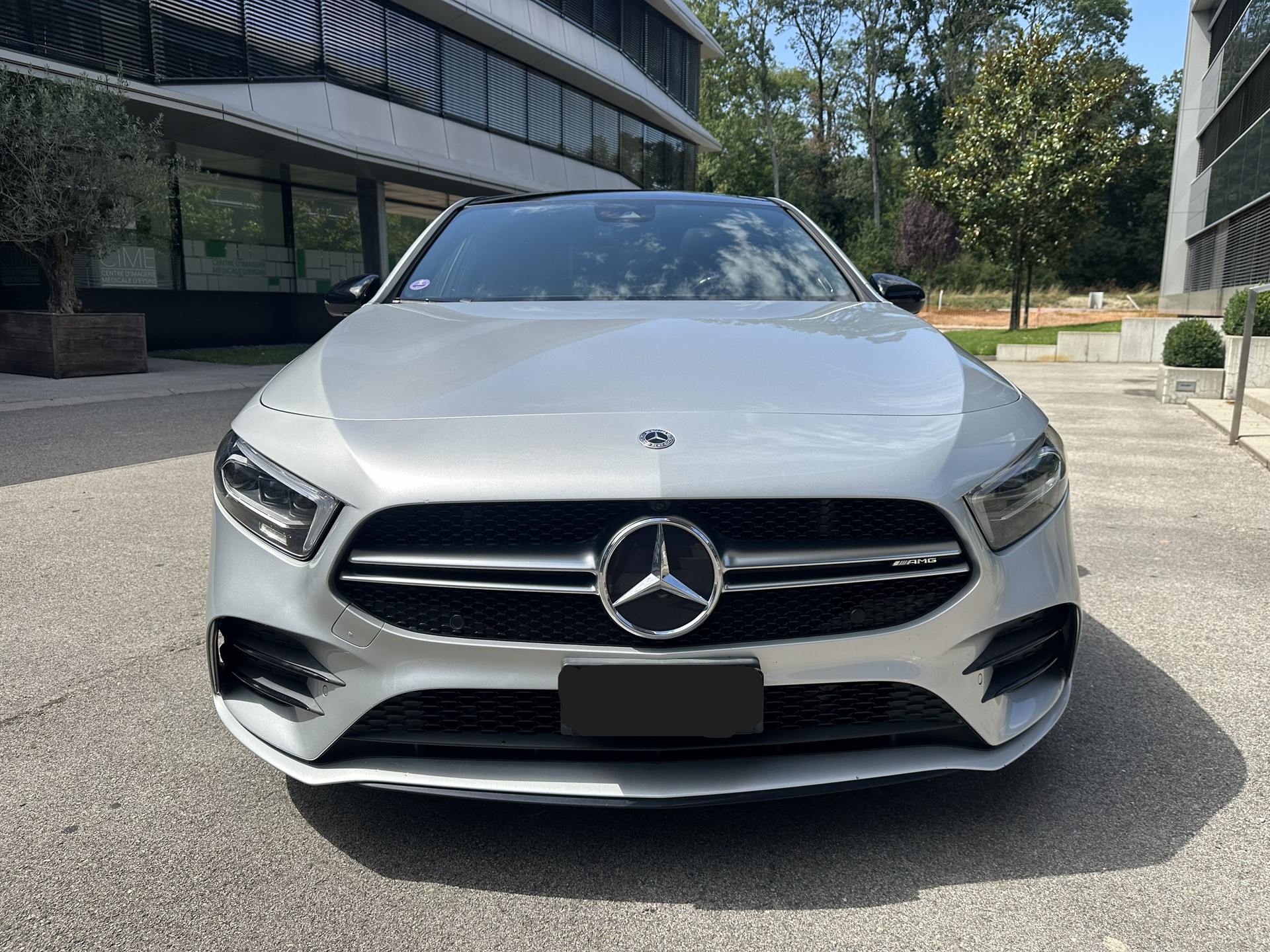 MERCEDES-BENZ A 35 AMG 4matic-image-1