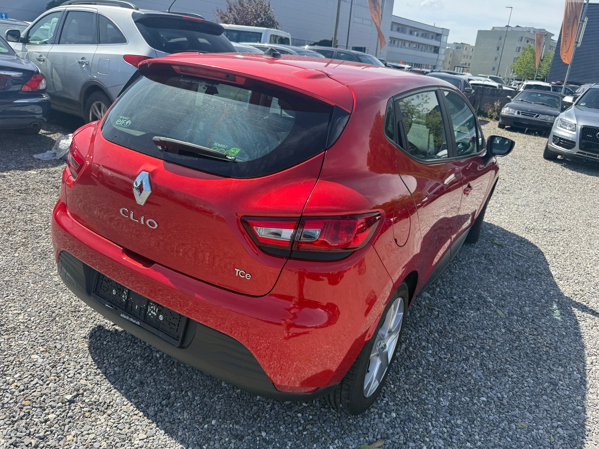 RENAULT Clio 0.9 12V Dynamique-image-1