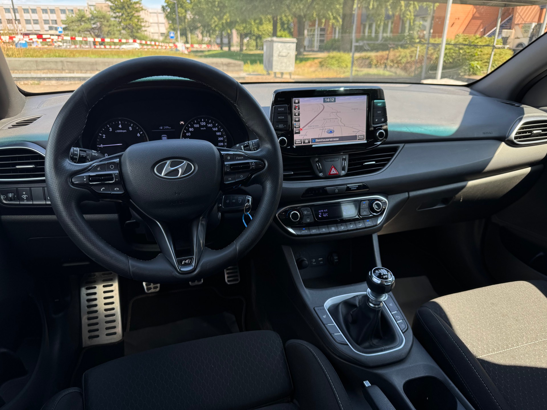 HYUNDAI i30 Fastback 1.4 T-GDi N-Line-image-11