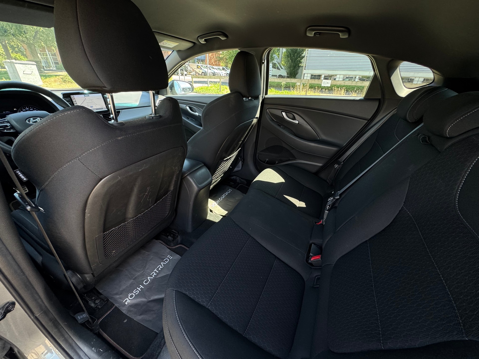 HYUNDAI i30 Fastback 1.4 T-GDi N-Line-image-9