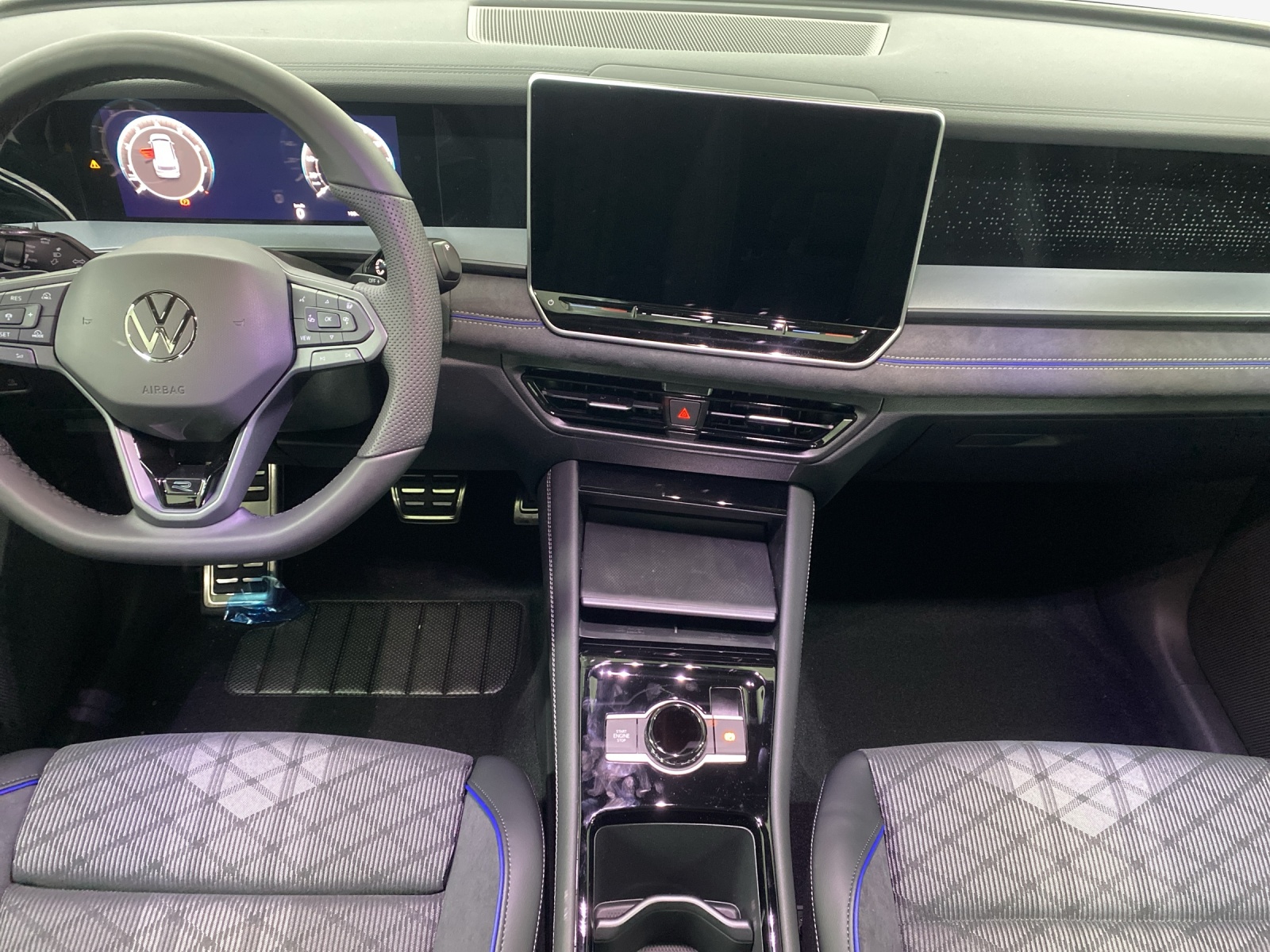 VW Tayron 2.0 TSI R-Line DSG 4Motion-image-10
