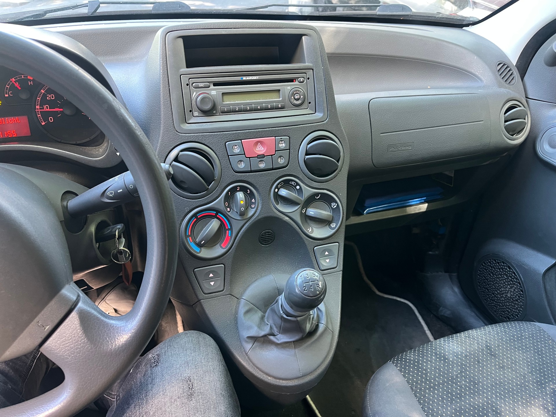 FIAT Panda 1.2 Climbing 4x4-image-6