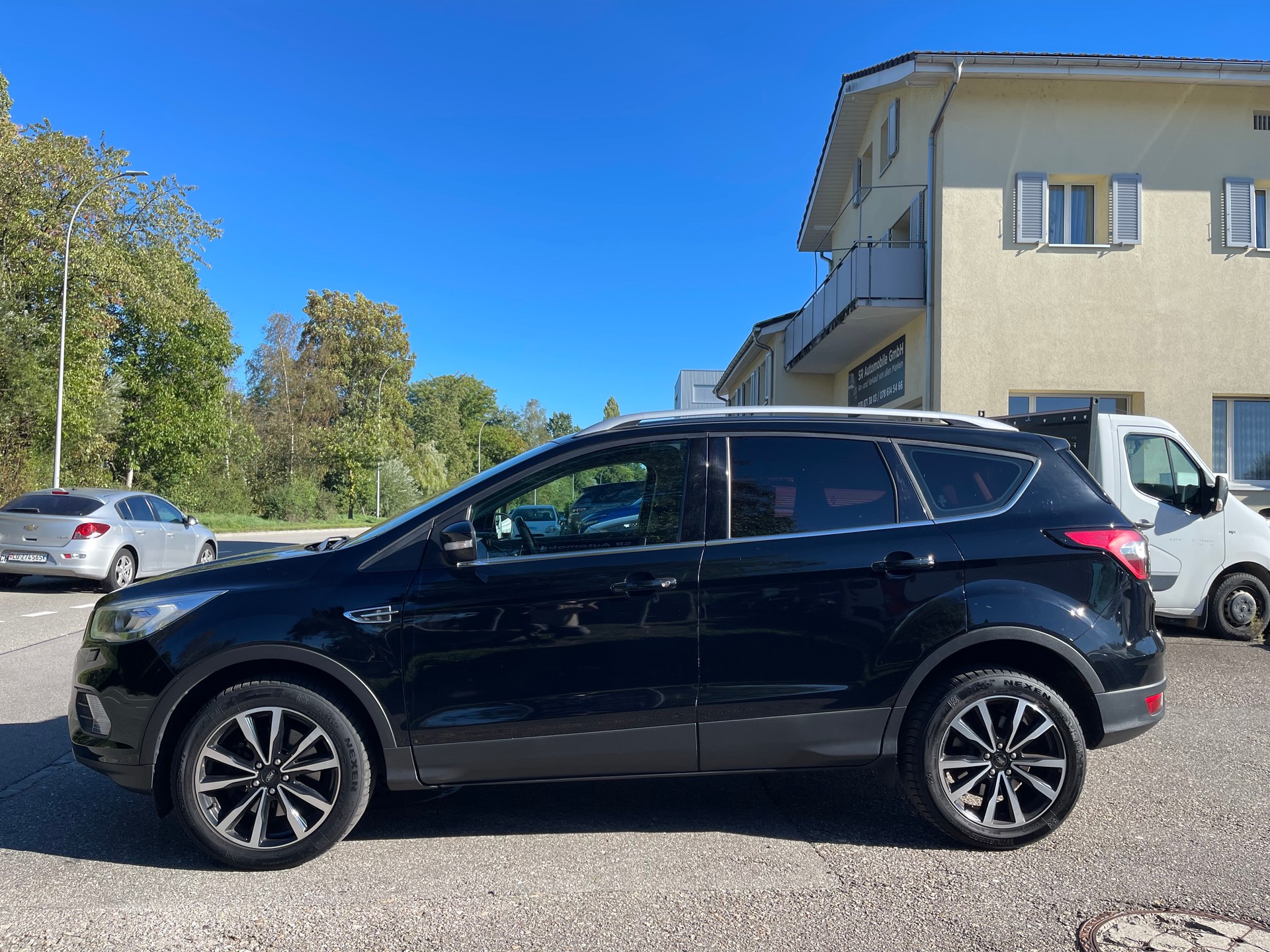 FORD Kuga 2.0 TDCi Trend 2WD PowerShift-image-1