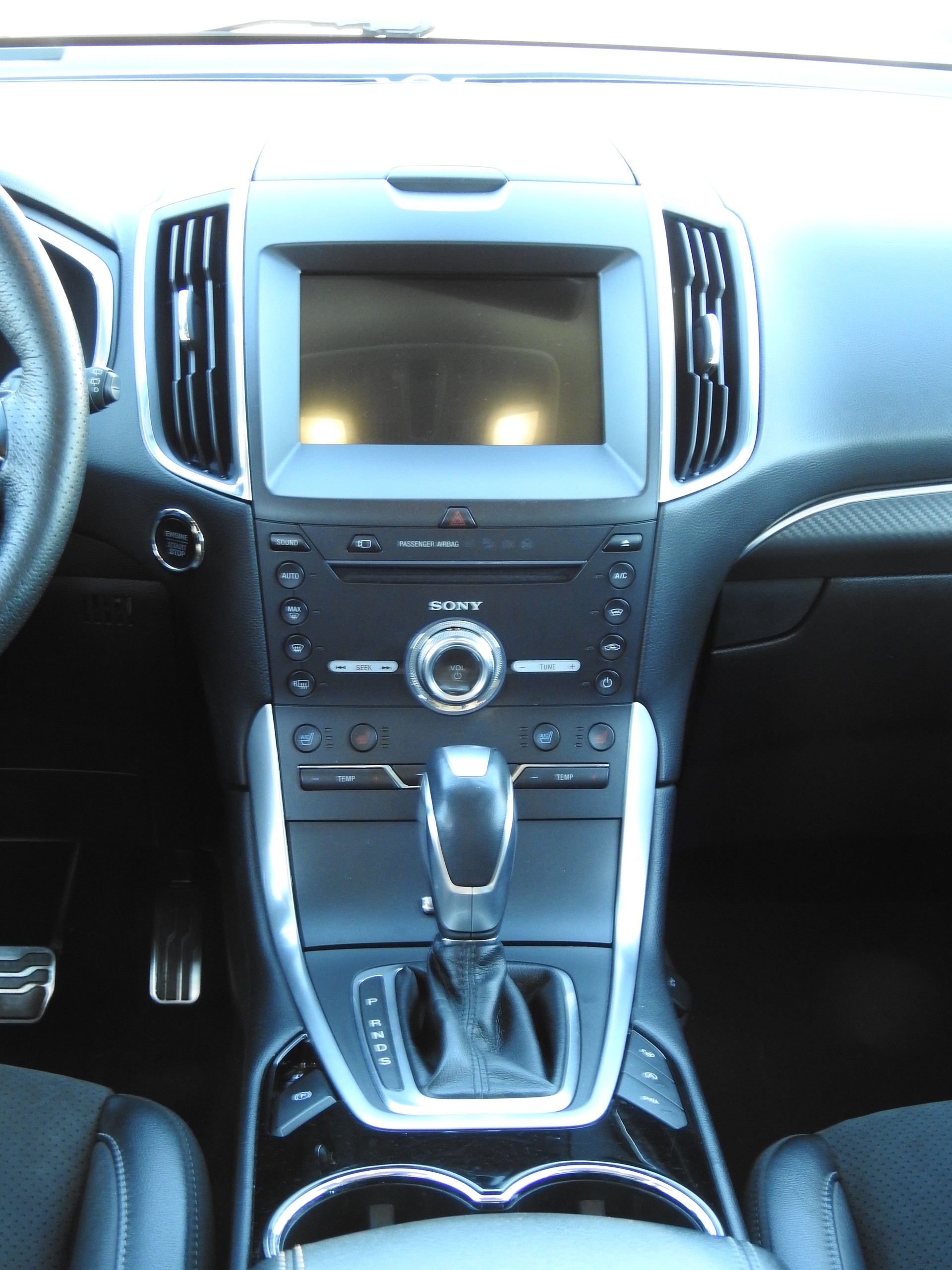 FORD Edge 2.0 TDCi ST-Line 4WD PowerShift-image-19