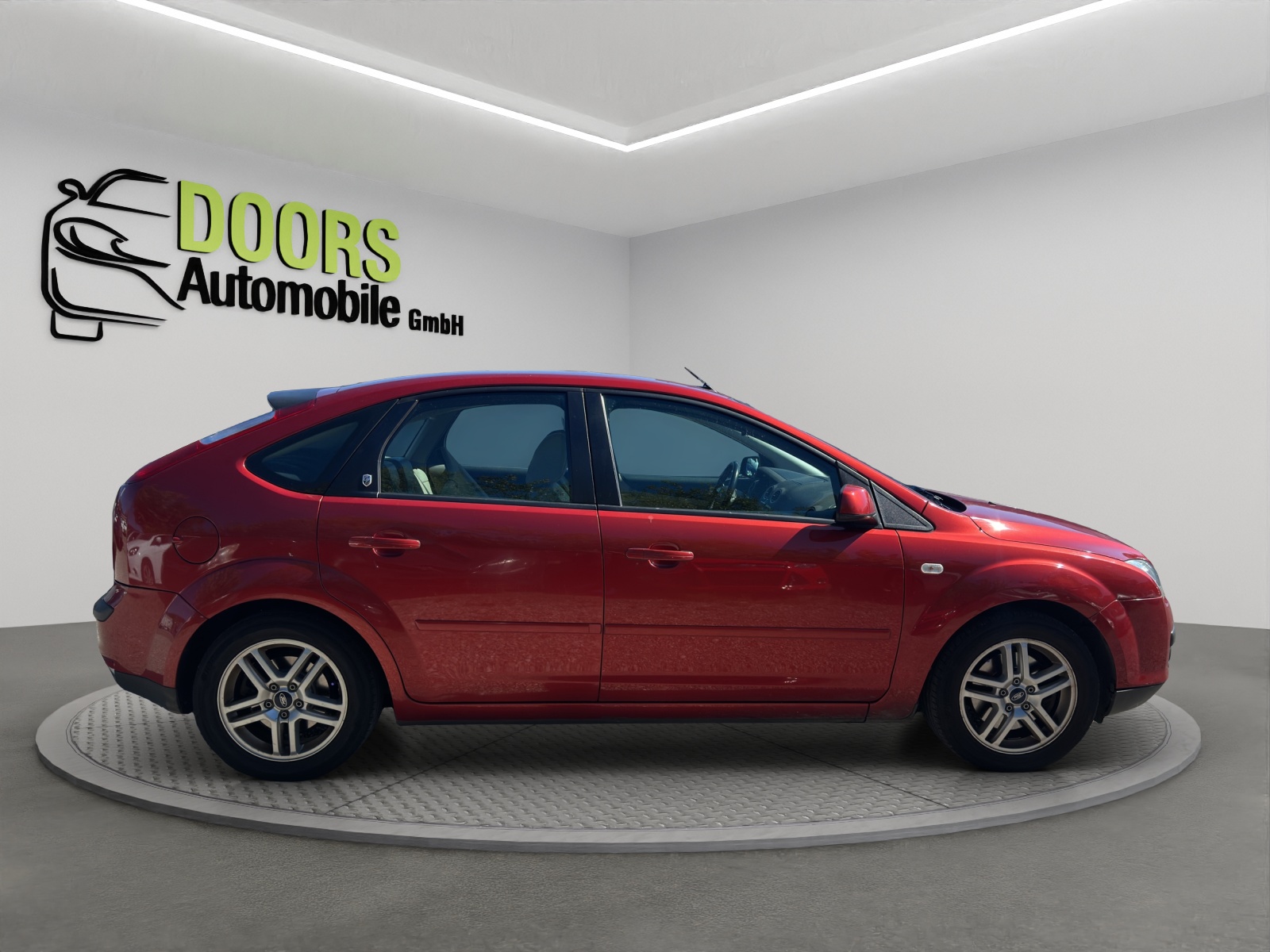 FORD Focus 2.0i Titanium-image-8