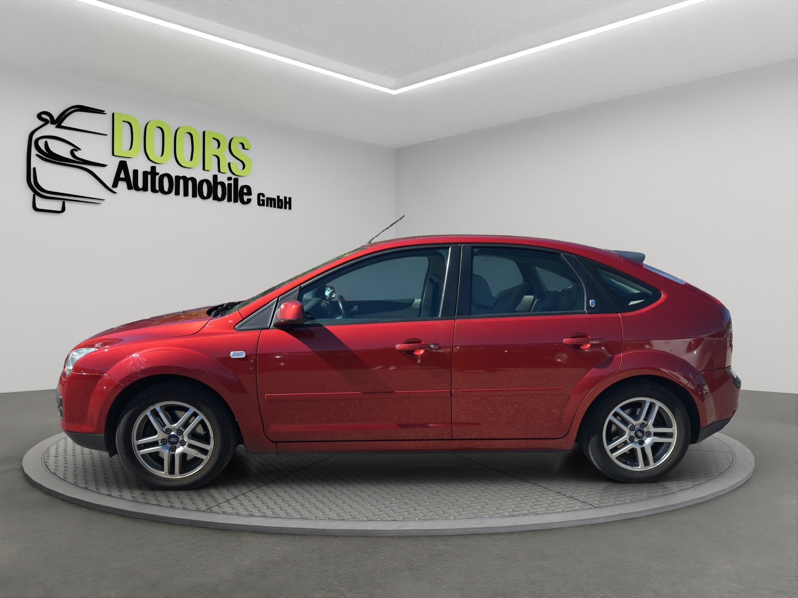 FORD Focus 2.0i Titanium-image-7