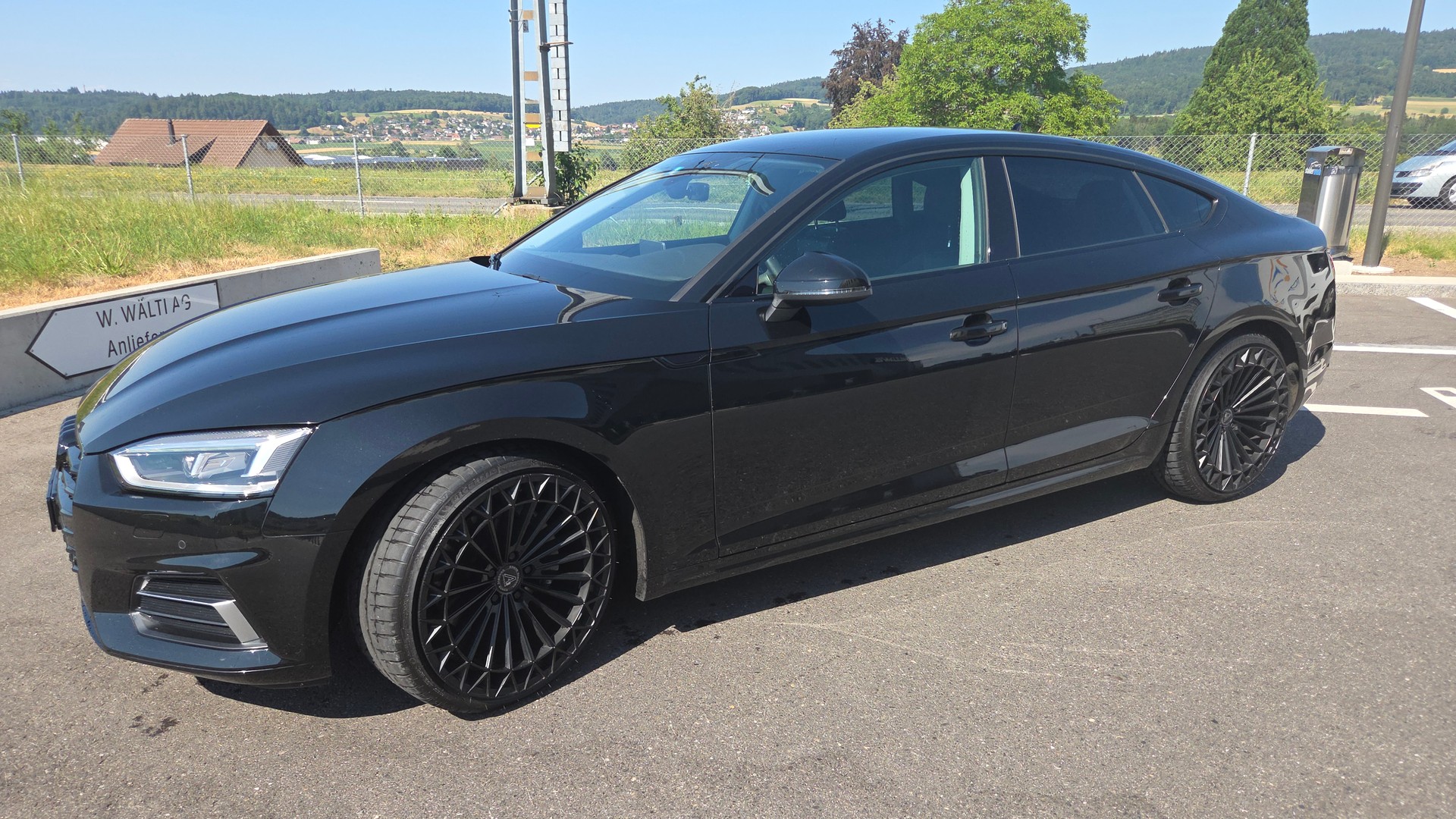 AUDI 2.0 40 TDI Design quattro S-Tronic-image-0