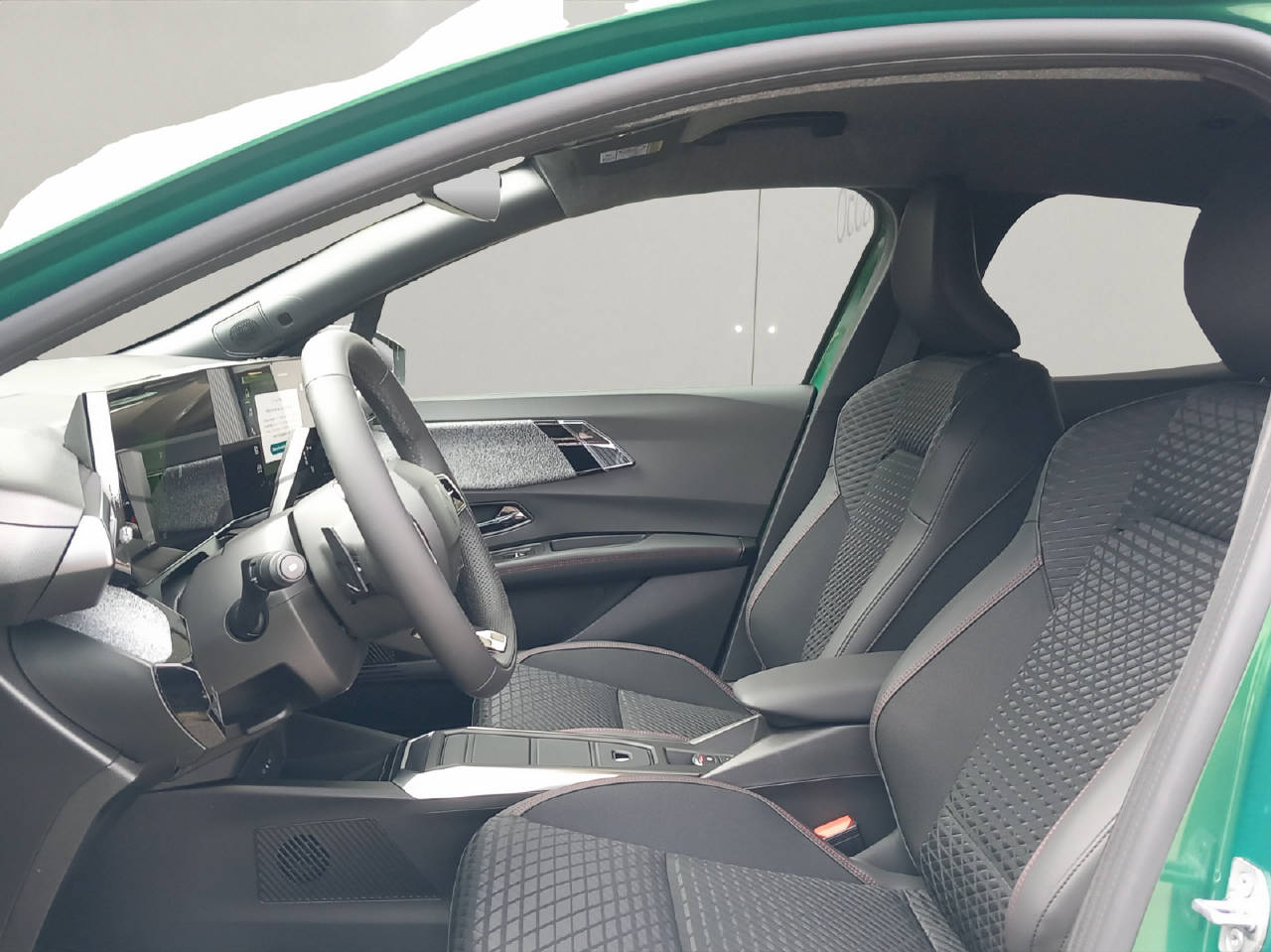 RENAULT Clio 1.2 TCe techno EDC-image-3