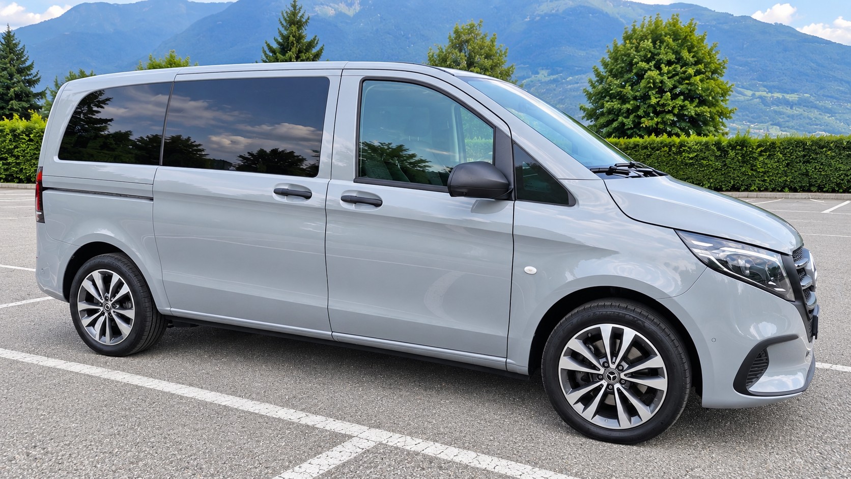MERCEDES-BENZ Vito 119 CDI Kompakt Tourer 9G-Tronic 4M Select-image-2