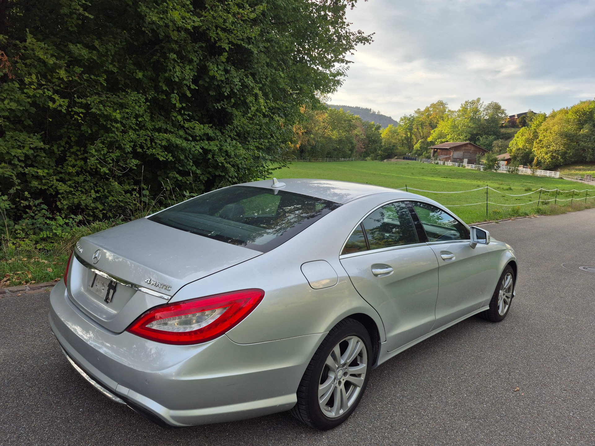 MERCEDES-BENZ CLS 350 CDI Executive 4Matic 7G-Tronic-image-3