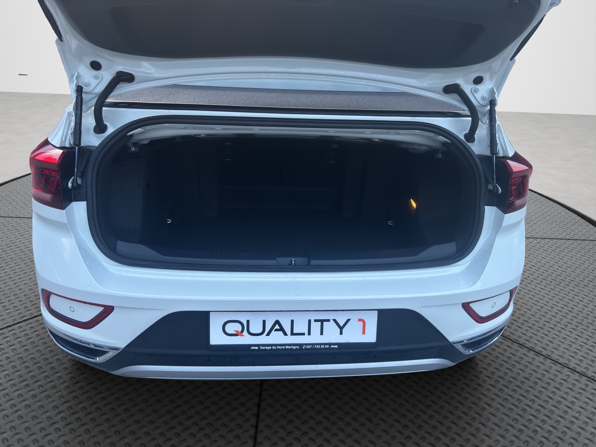 VW T-Roc Cabriolet 1.5 TSI EVO Style DSG-image-14