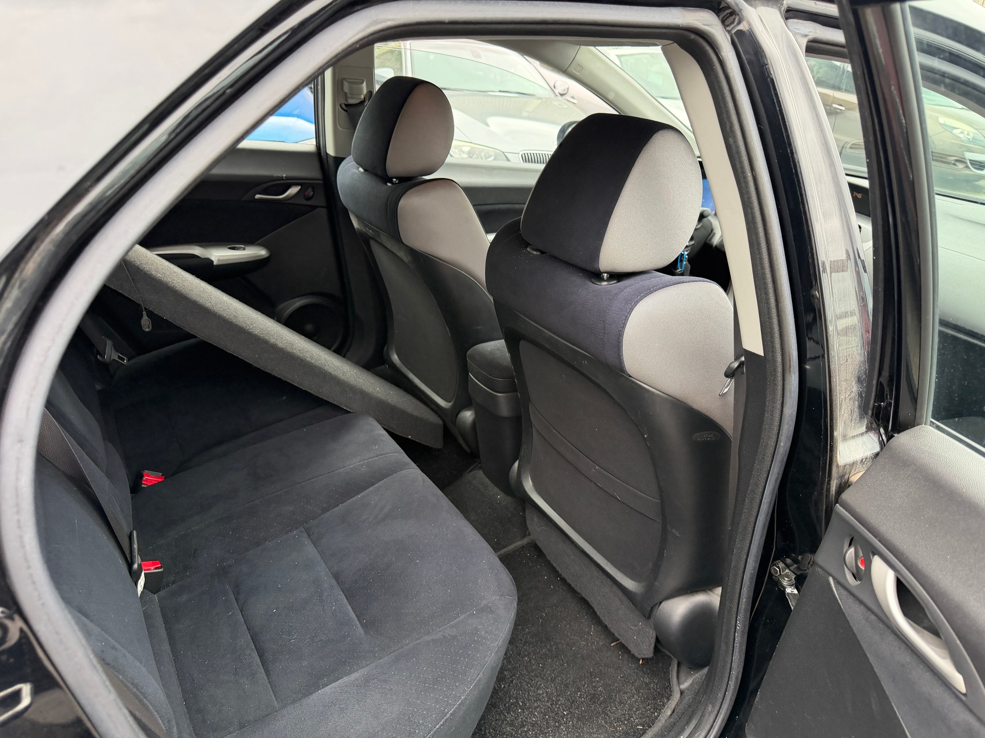 HONDA Civic 1.8i Comfort-image-7
