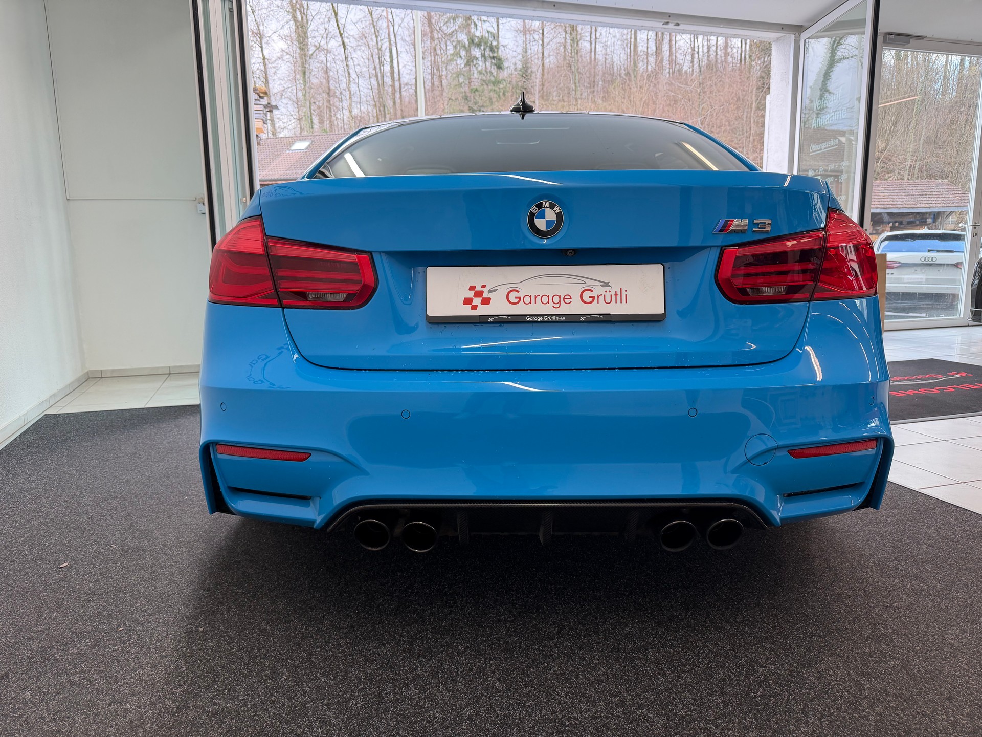 BMW M3 Competition Too Much Collektion-image-18