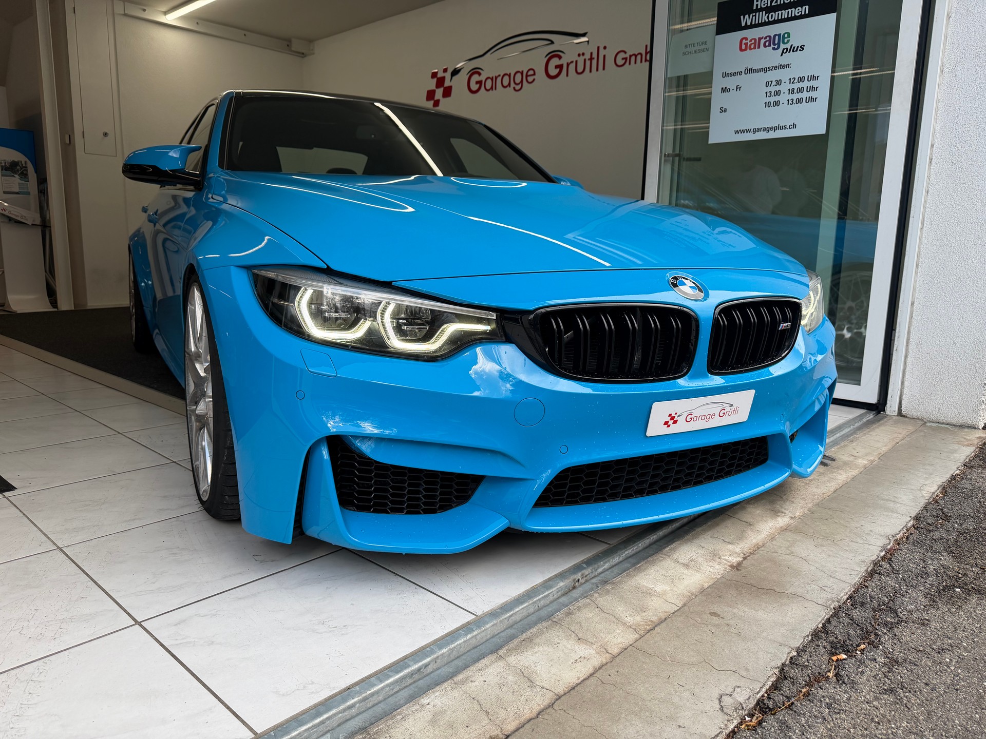 BMW M3 Competition Too Much Collektion-image-14