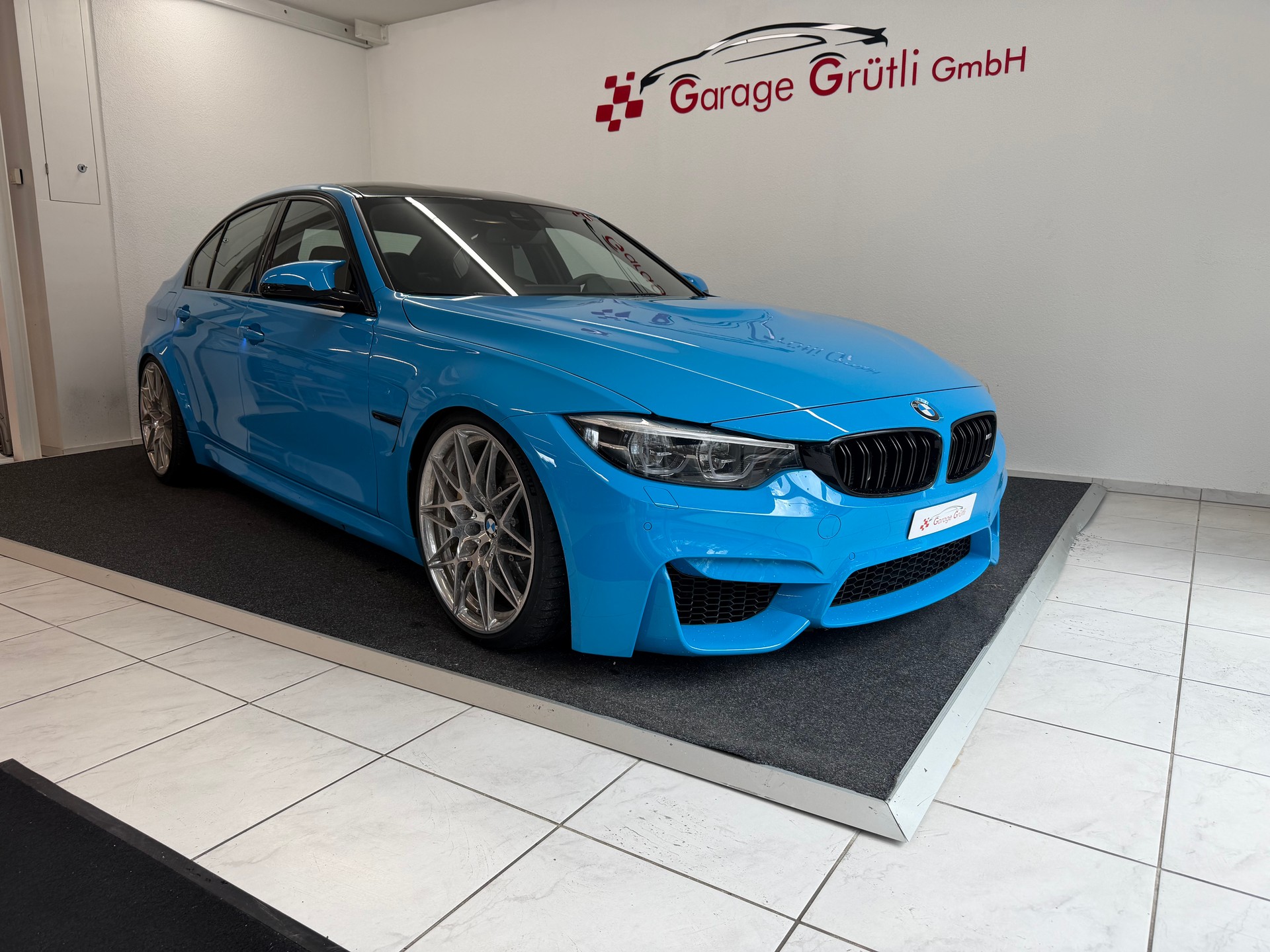 BMW M3 Competition Too Much Collektion-image-0
