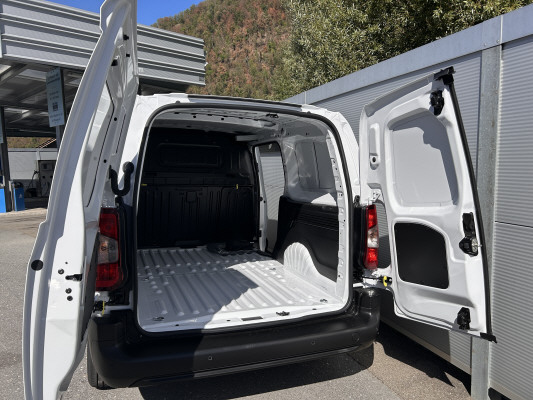 TOYOTA Proace City Van 1.5D ActL-image-6