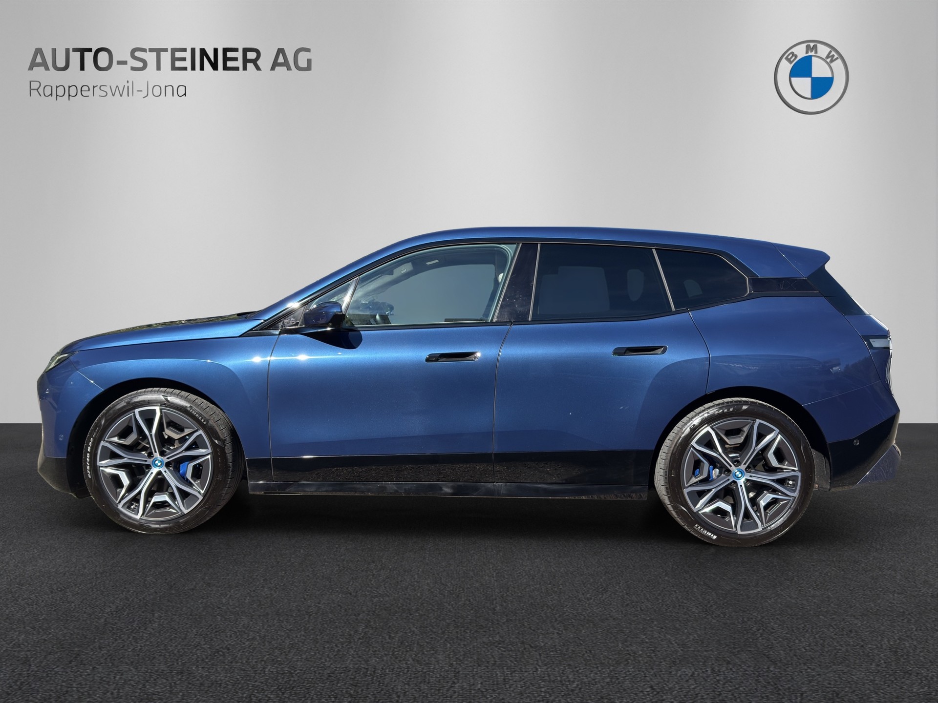 BMW iX xDrive50 Sportpaket-image-19