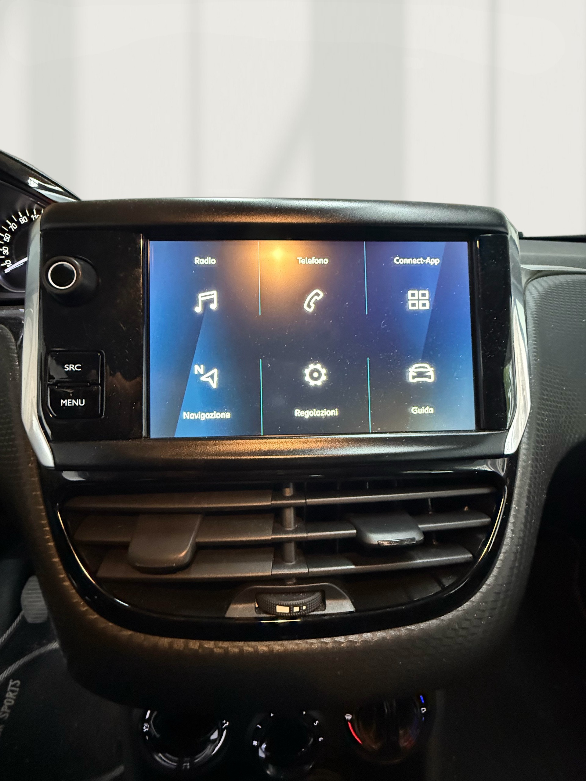 PEUGEOT 208 1.5 BlueHDi Active-image-10