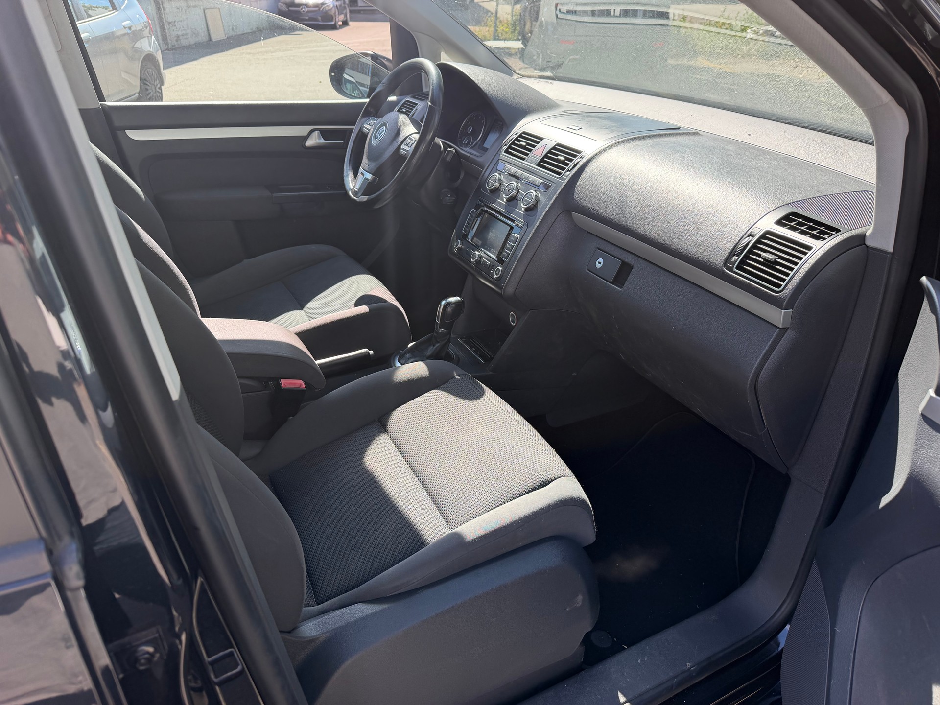 VW Touran 1.4 TSI Comfortline DSG-image-9