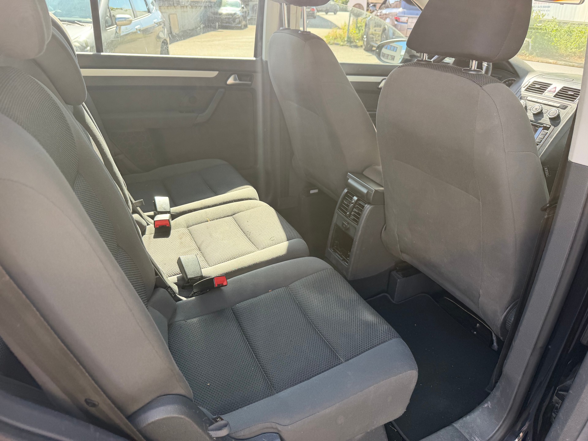 VW Touran 1.4 TSI Comfortline DSG-image-11