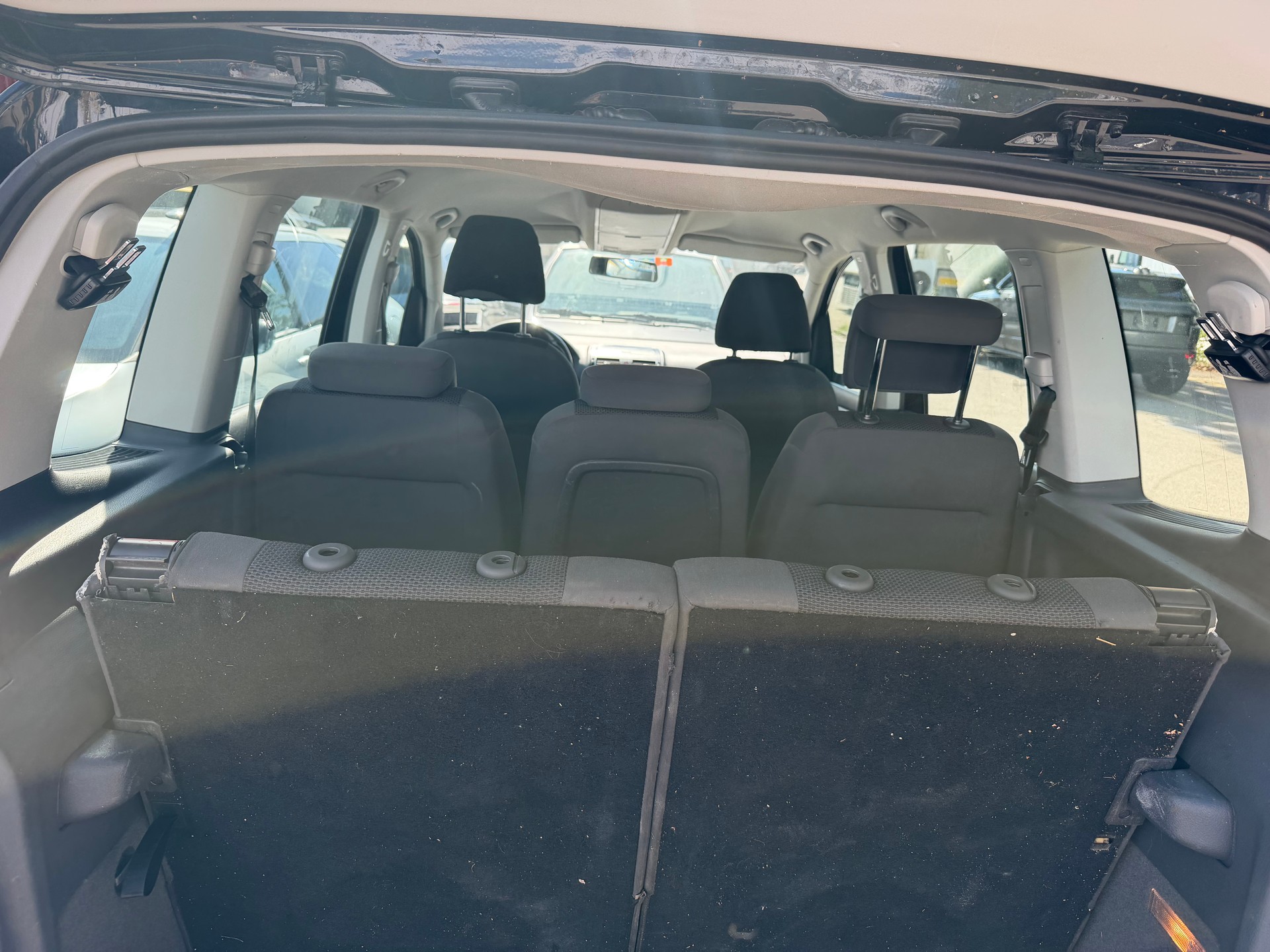 VW Touran 1.4 TSI Comfortline DSG-image-12