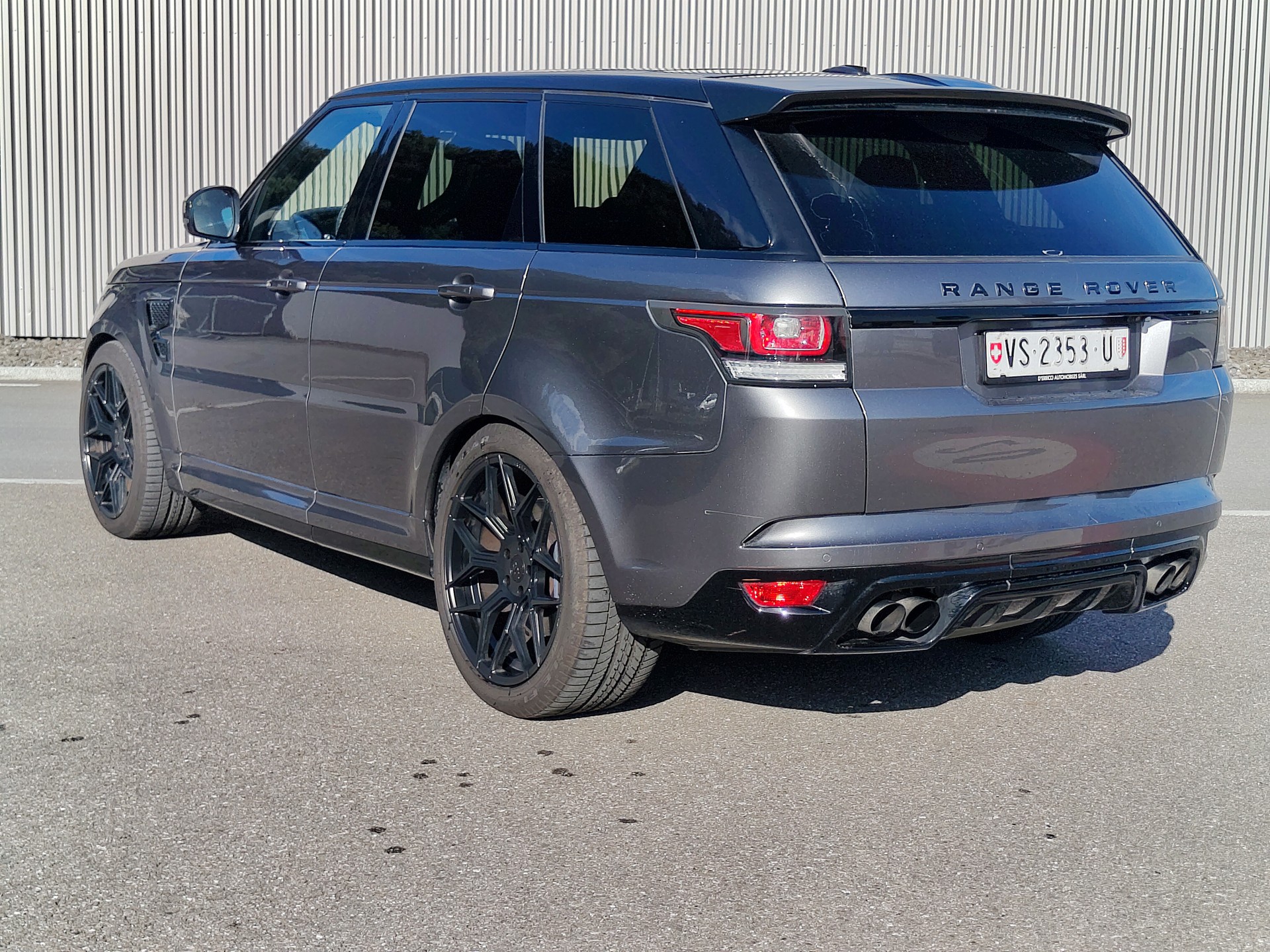 LAND ROVER Range Rover Sport 5.0 V8 SVR-image-2