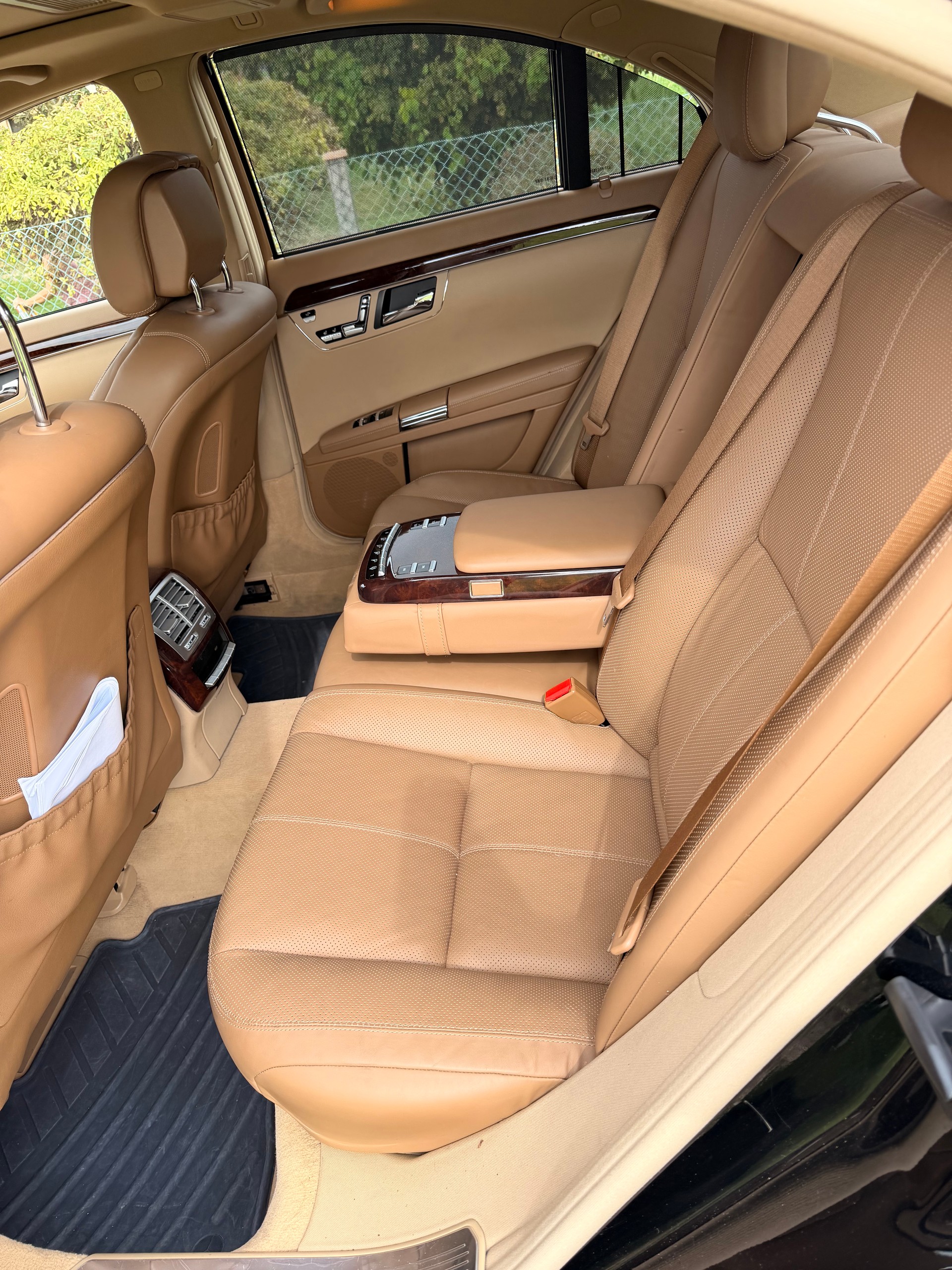 MERCEDES-BENZ S 500 4Matic 7G-Tronic-image-13