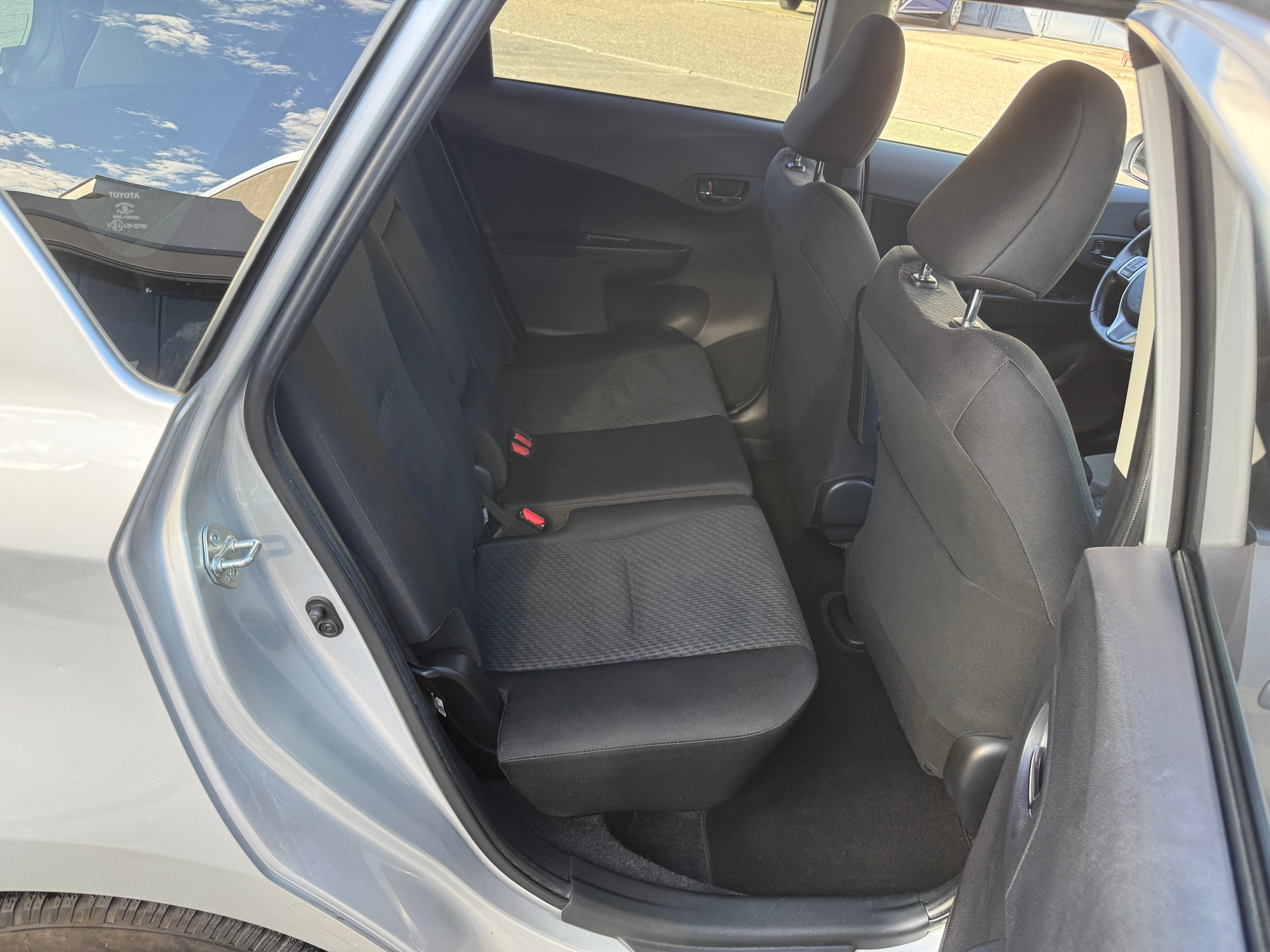 TOYOTA Verso-S 1.33 Linea Sol Multidrive S-image-8