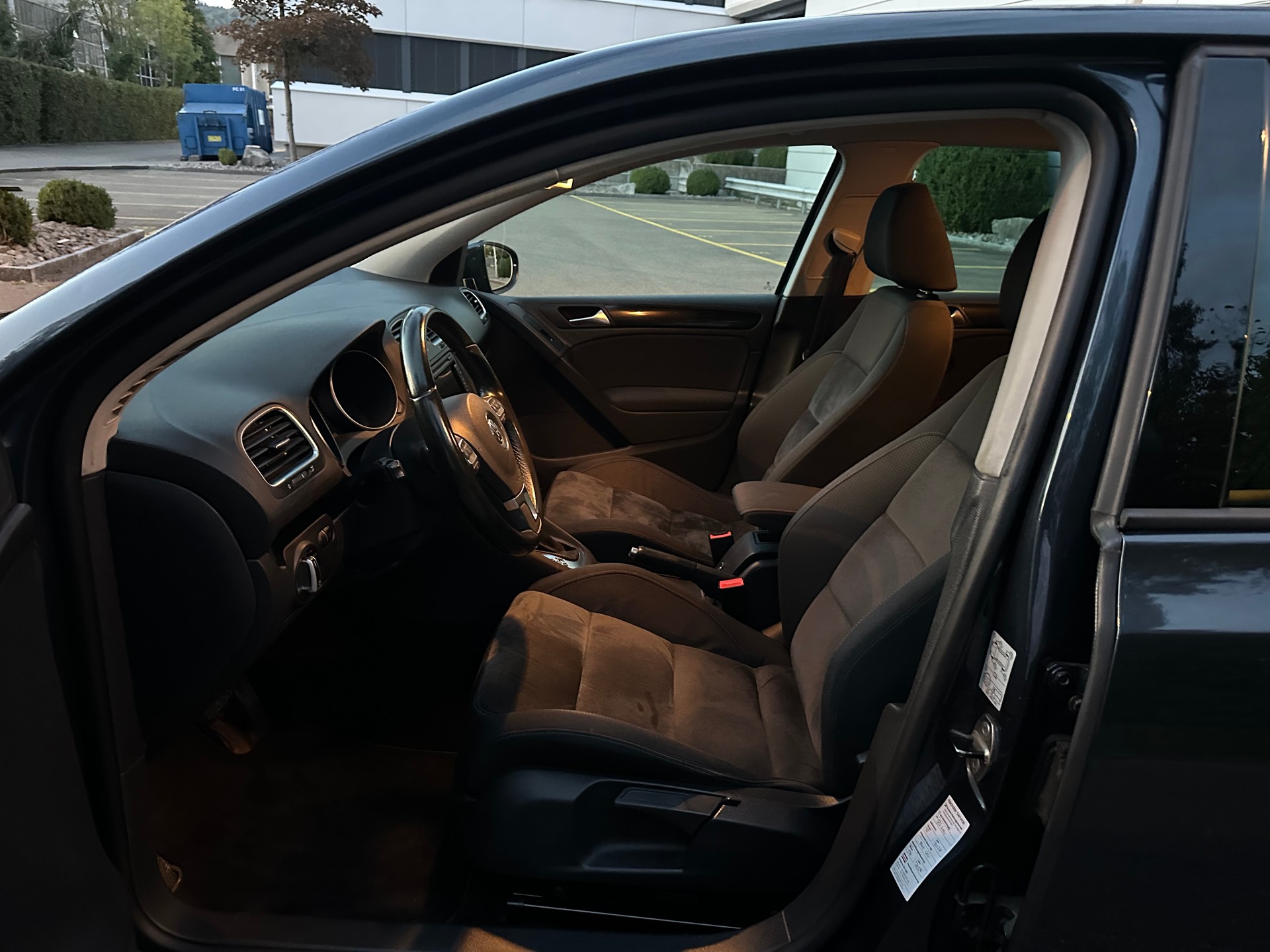 VW Golf 1.2 TSI Team DSG-image-7