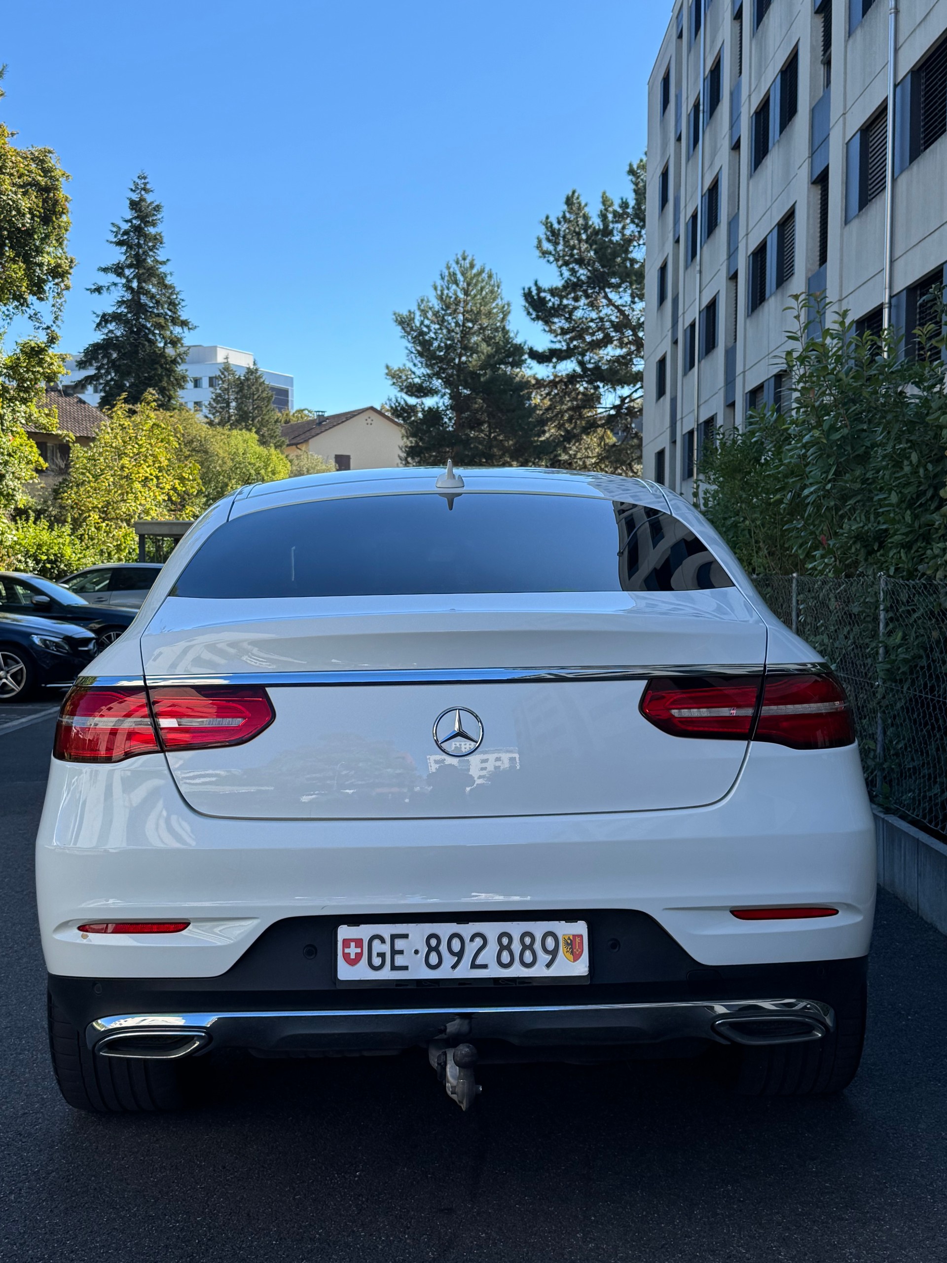 MERCEDES-BENZ GLE Coupé 350 d 4Matic 9G-Tronic-image-4