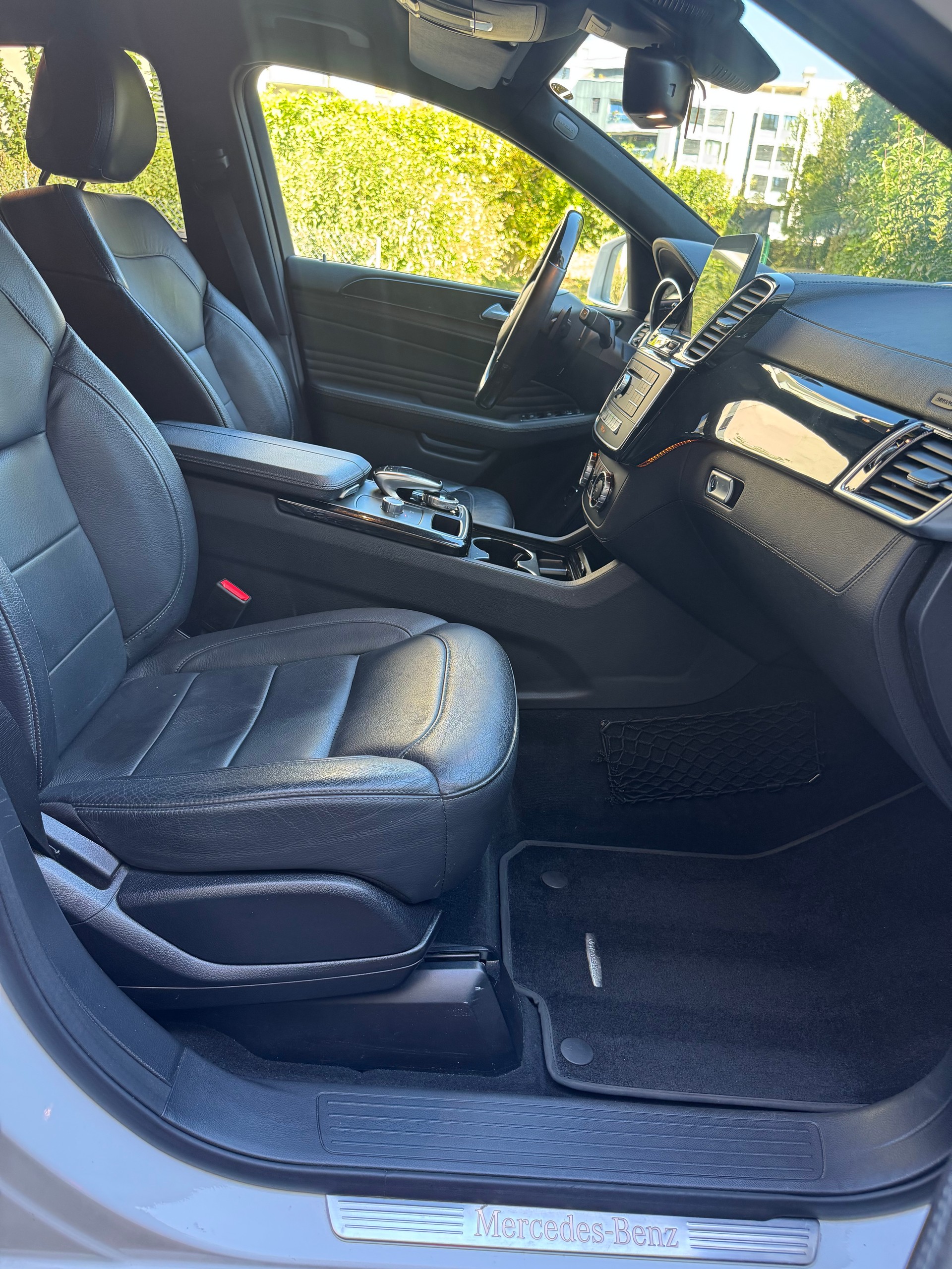 MERCEDES-BENZ GLE Coupé 350 d 4Matic 9G-Tronic-image-8
