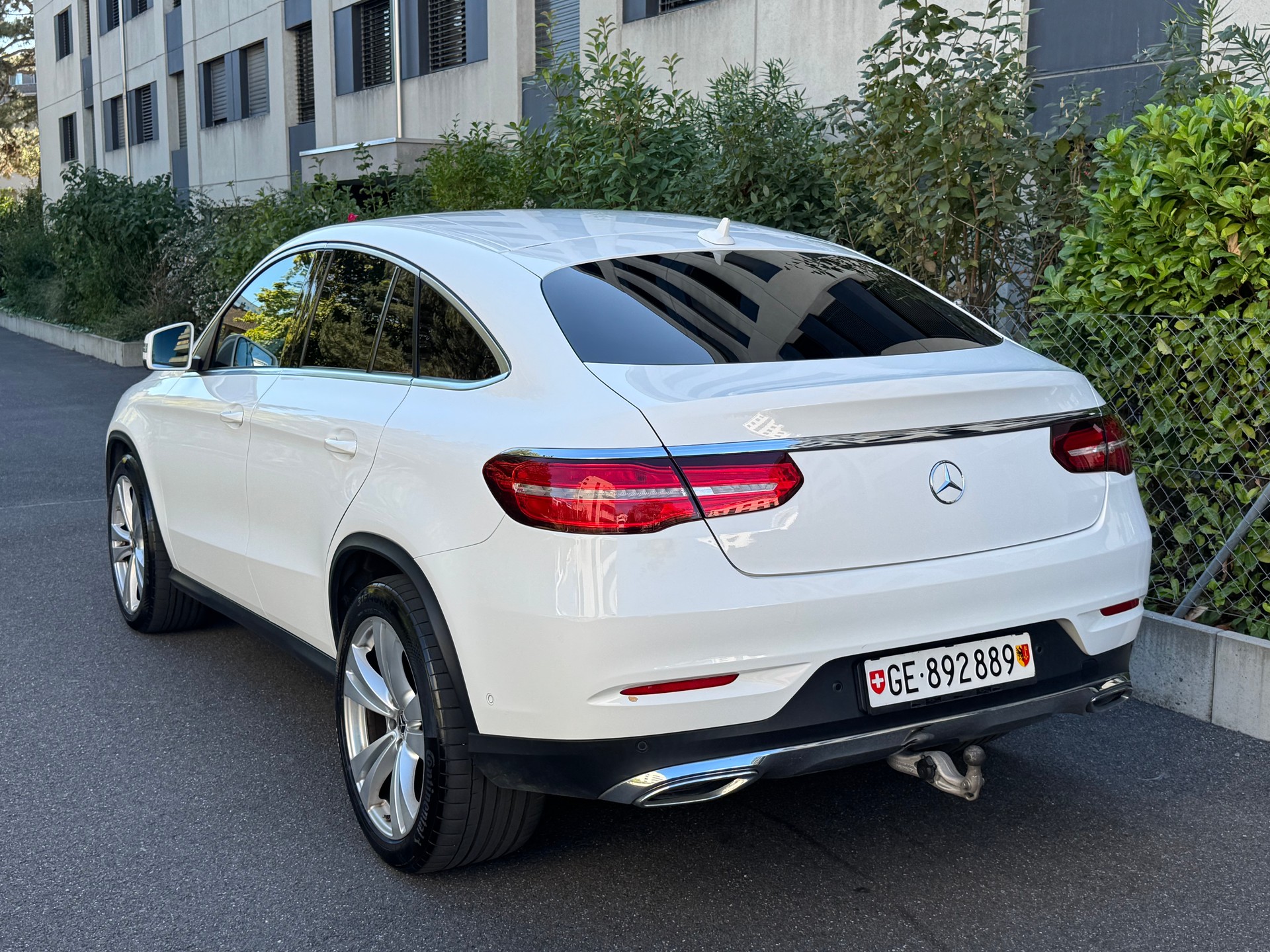 MERCEDES-BENZ GLE Coupé 350 d 4Matic 9G-Tronic-image-3