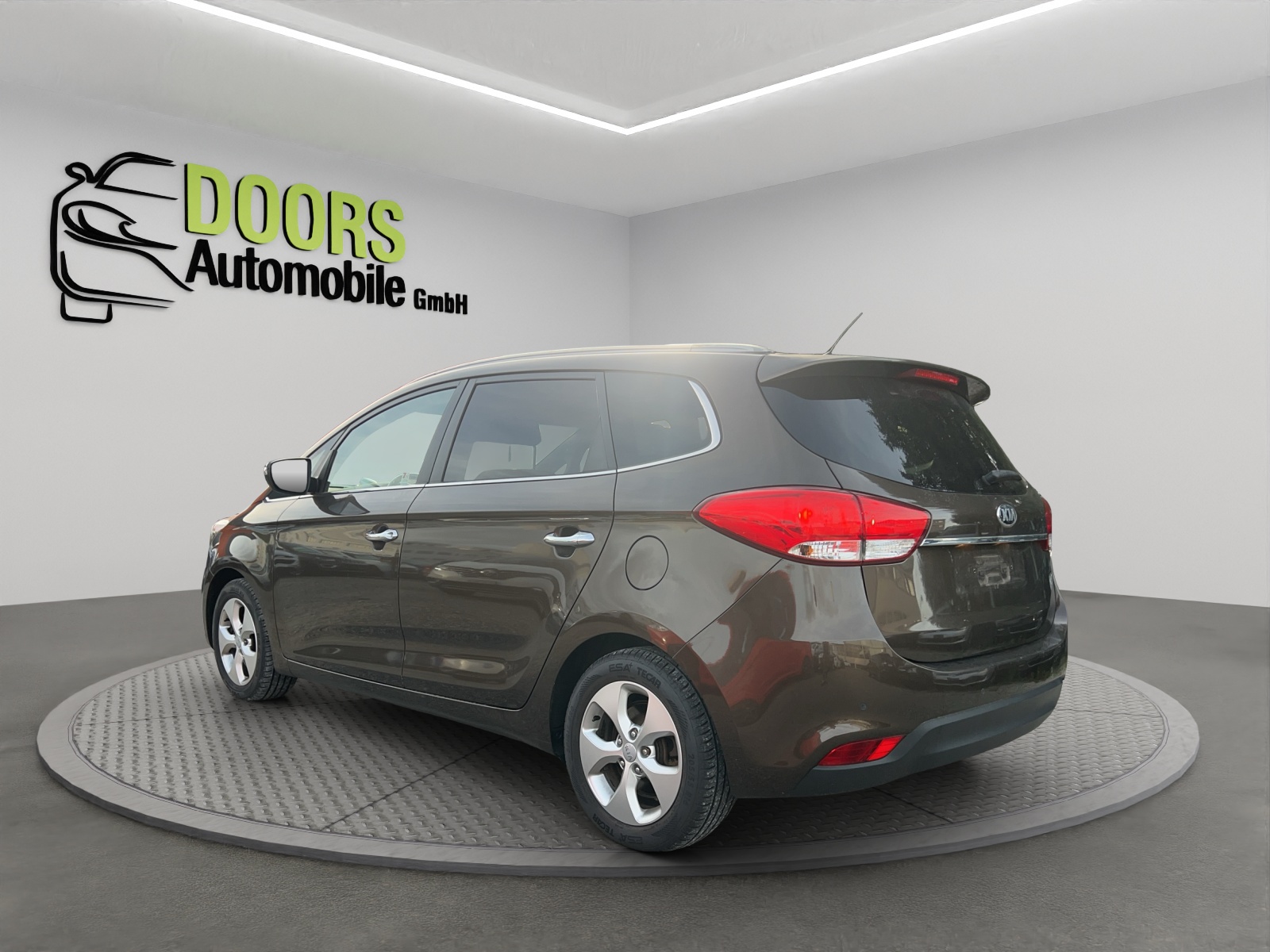 KIA Carens 1.7 CRDi Style-image-6