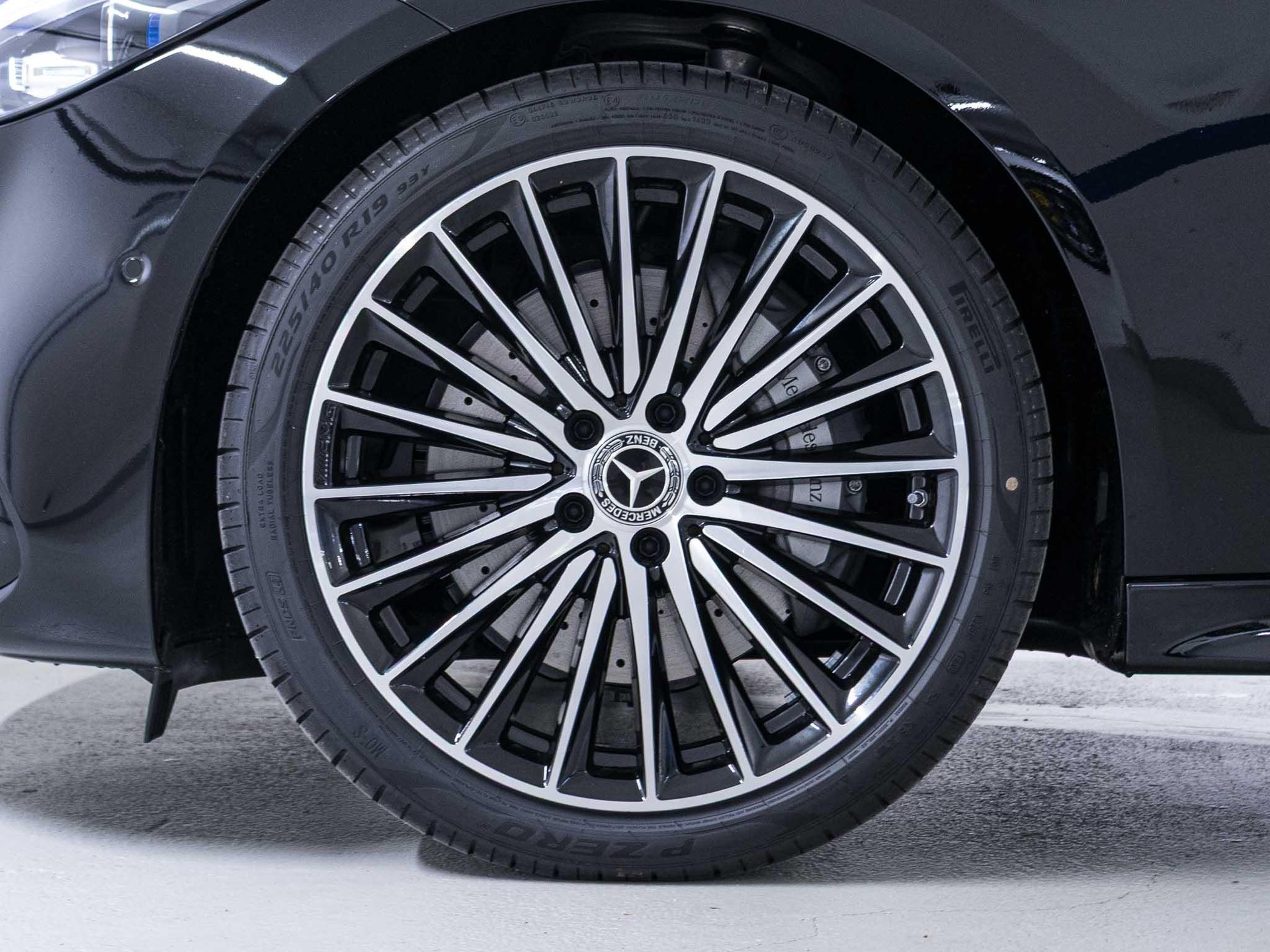 MERCEDES-BENZ C 220 d 4MATIC Swiss Star-image-13