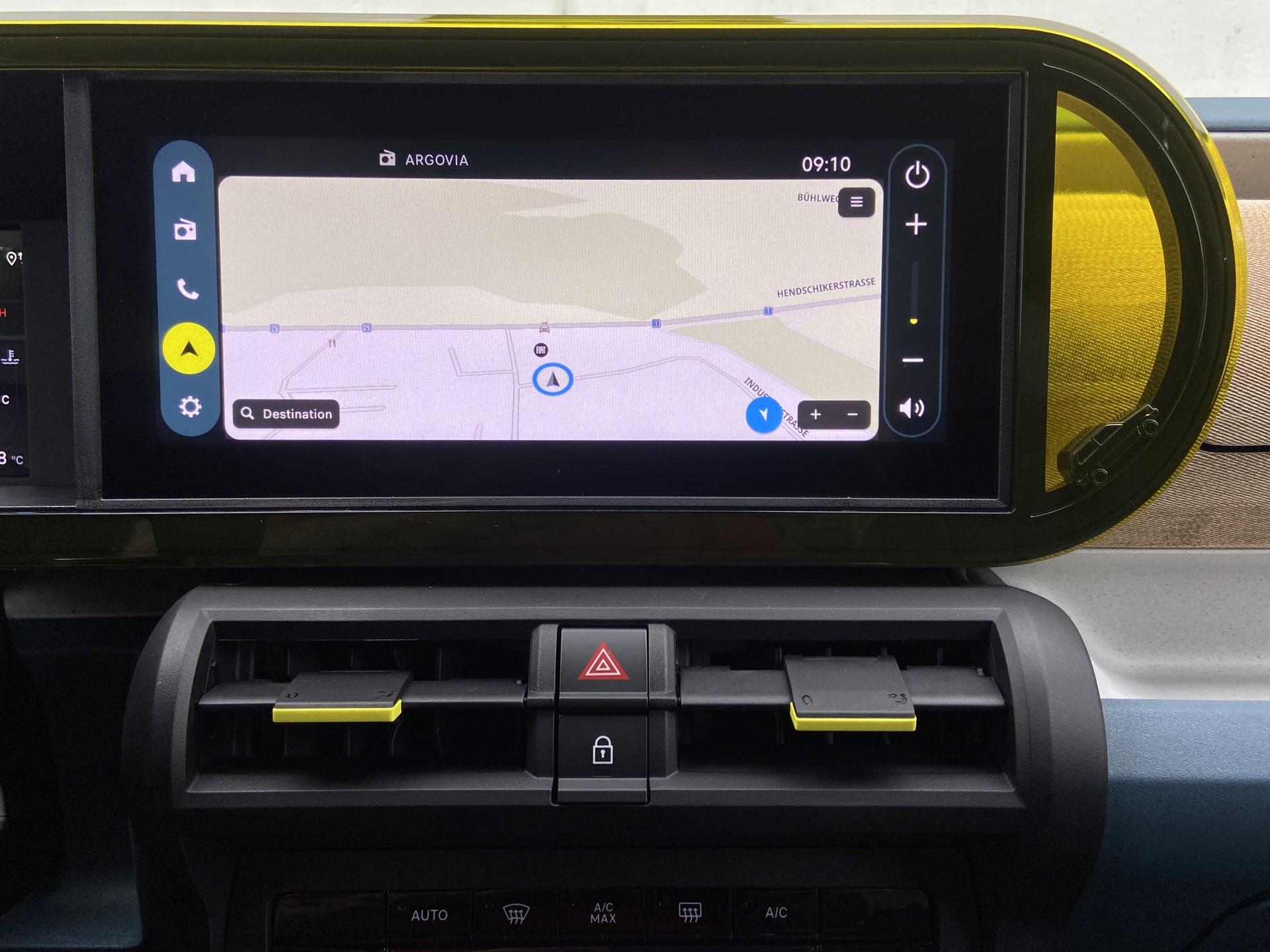 FIAT Grande Panda MHEV La Prima-image-10